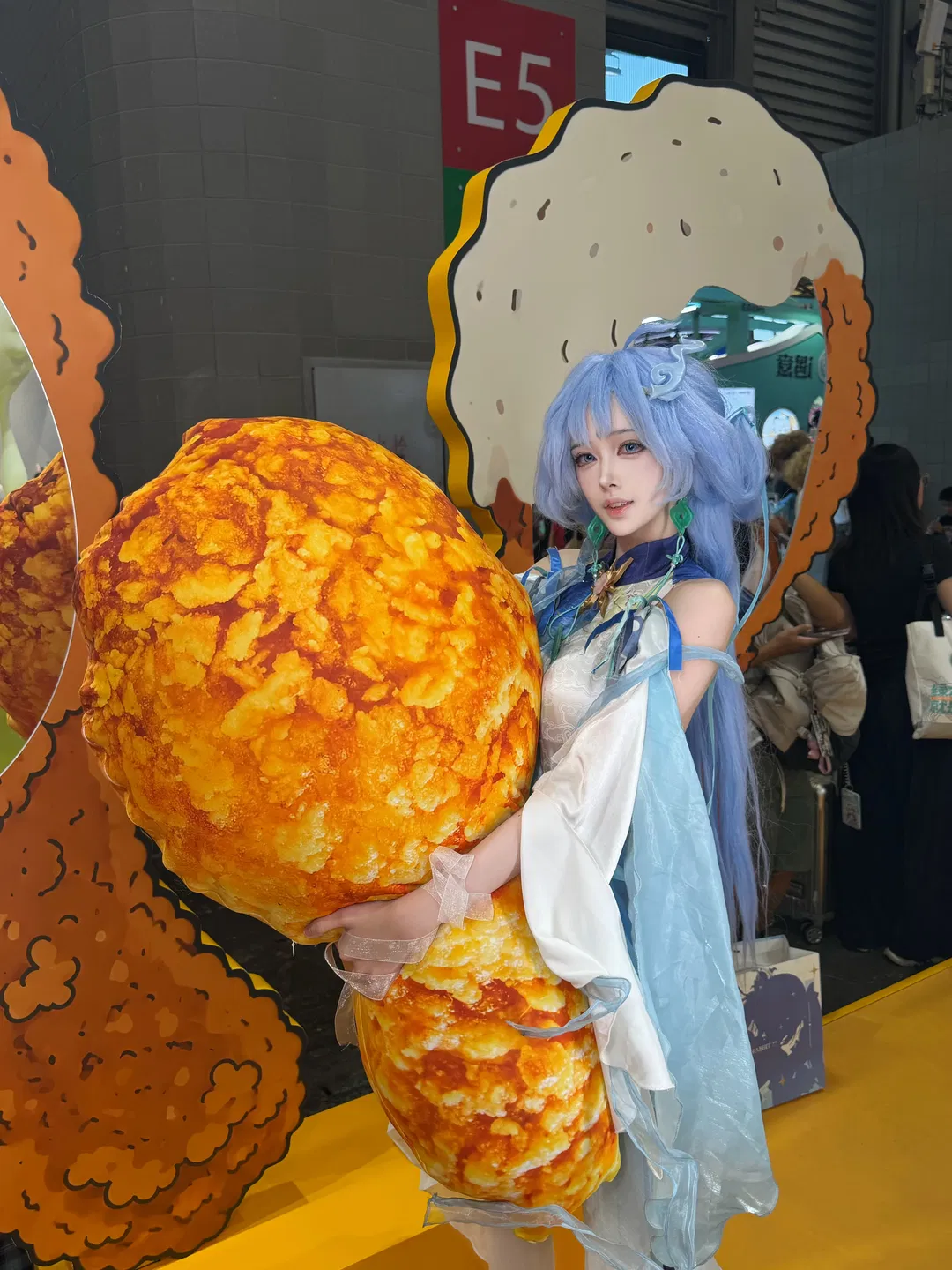 【清宵cos】修仙不如吃炸鸡，麦麦展台快乐打卡 - 第 4 张