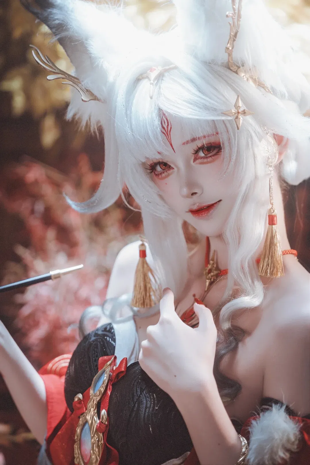 【心月狐cos】鳴潮心月狐紅楓場景的氛圍感演繹 - 第 1 張