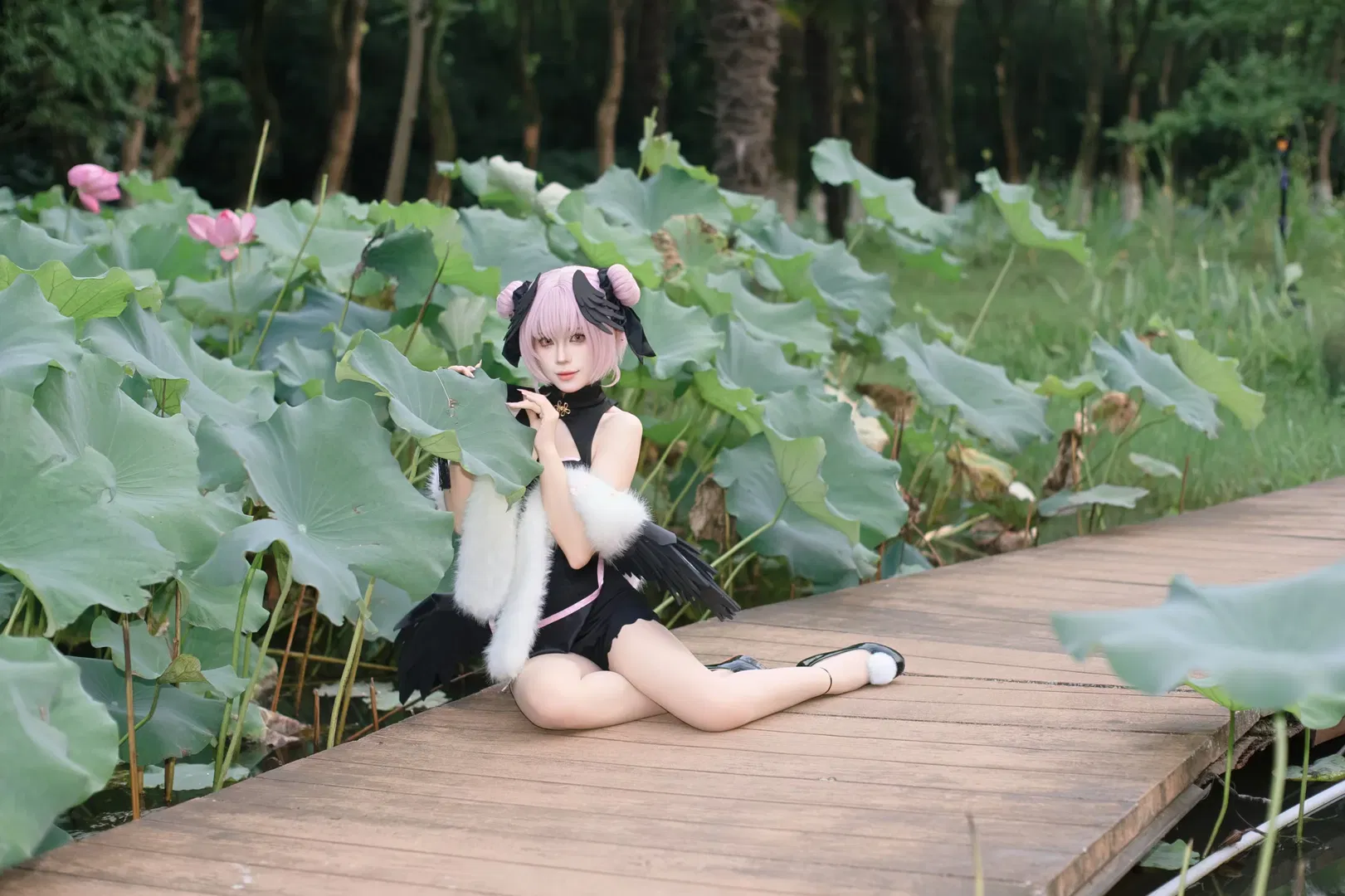 【下江小春cos】蔚蓝档案旗袍造型在西南湖的夏日光影 - 第 10 张