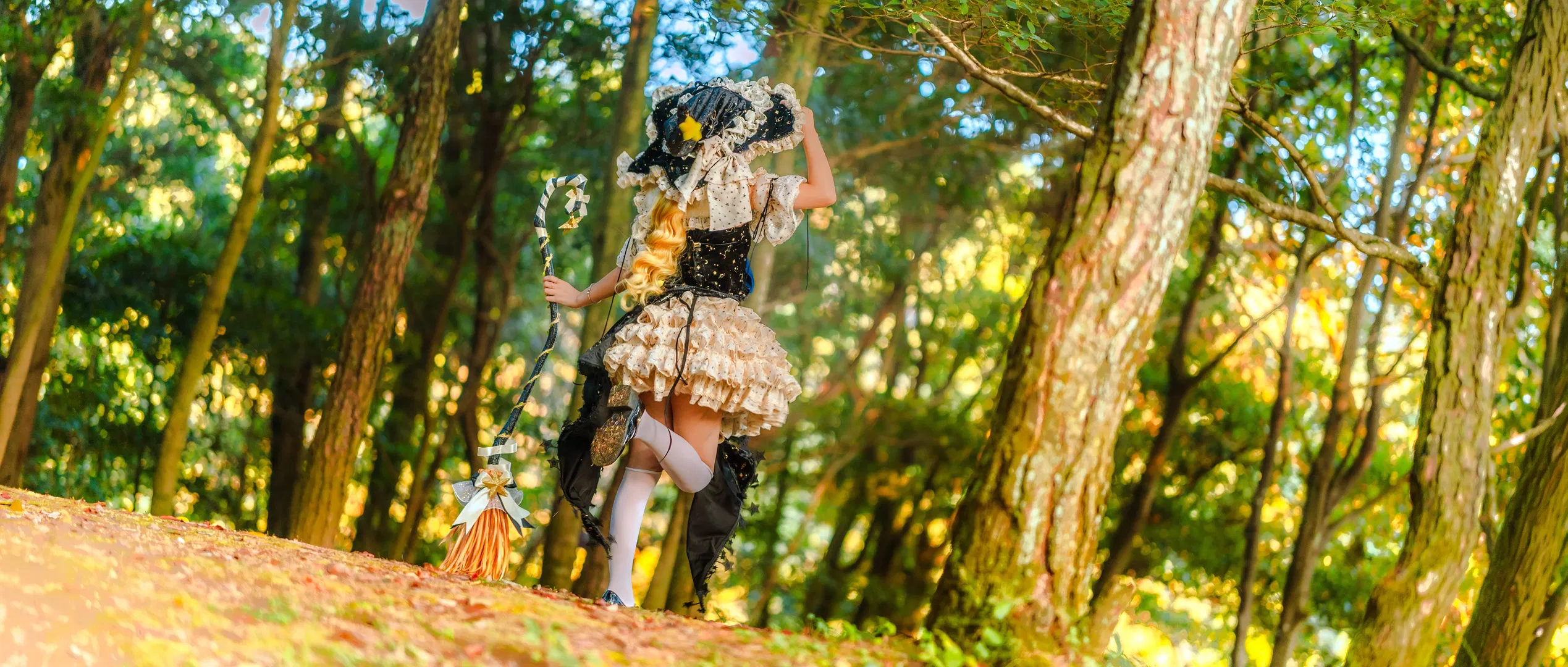 【魔理沙cos】东方Project的森林魔法使，提着星灯去巡游 - 第 4 张