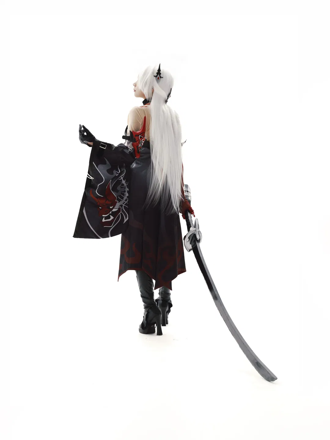 【黄泉cos】崩坏星穹铁道黄泉正片，白棚里的冷艳与肃杀 - 第 5 张