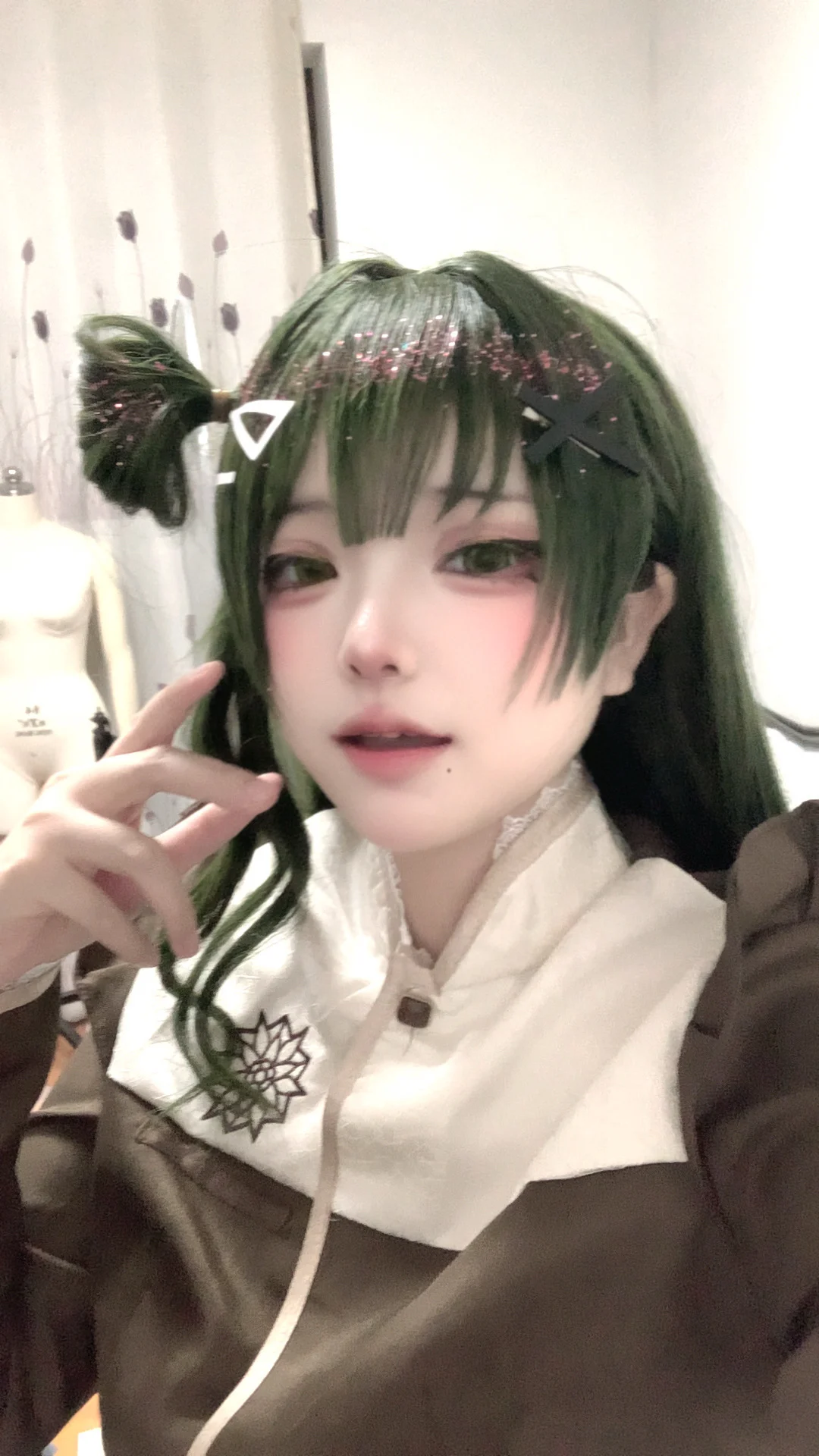 【薇尤拉cos】夢限大的綠髮雙馬尾少女 - 第 3 張