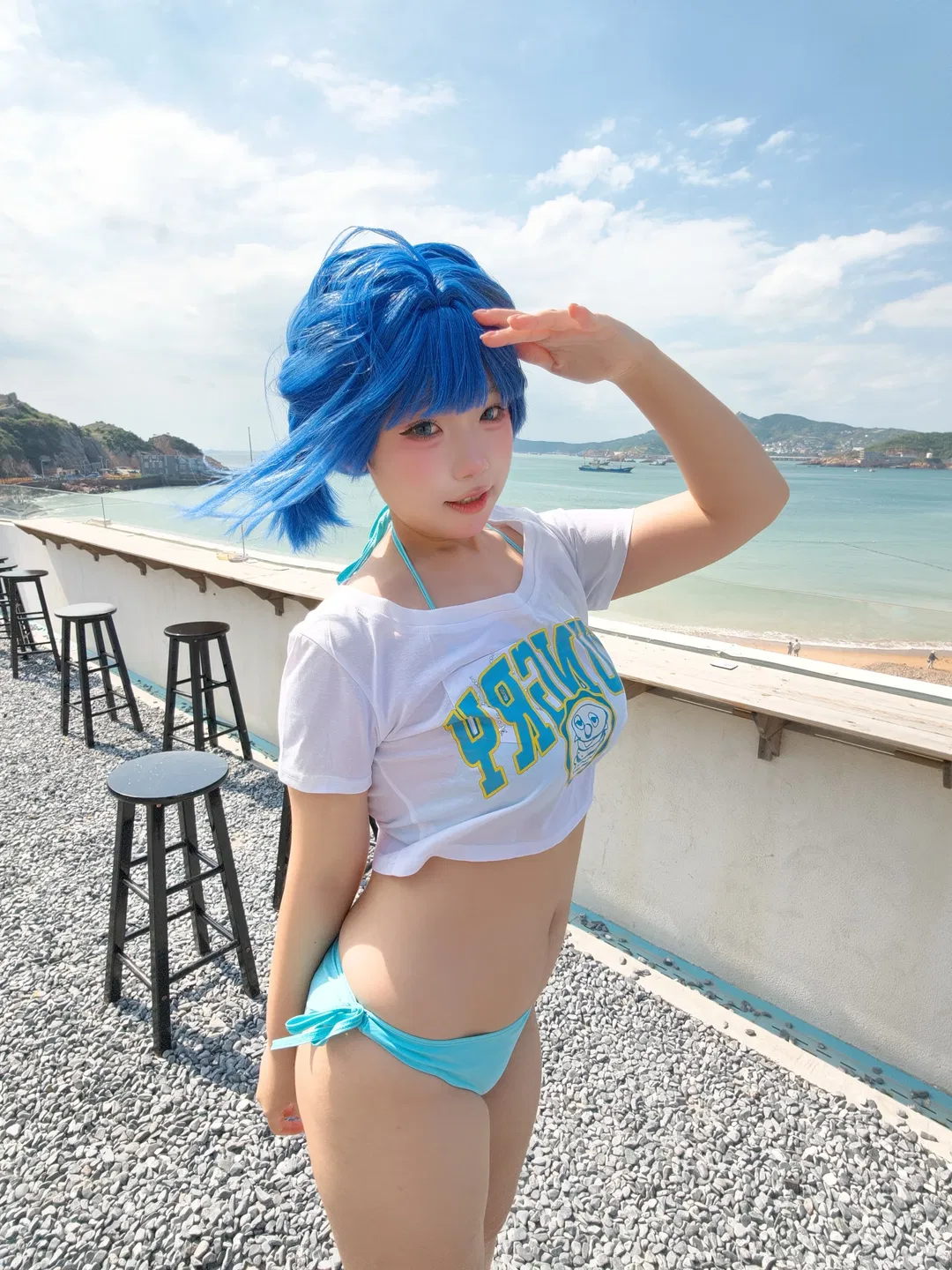 【八奈見杏菜cos】敗犬女主太多了！枸杞島水著拍攝 - 第 1 張