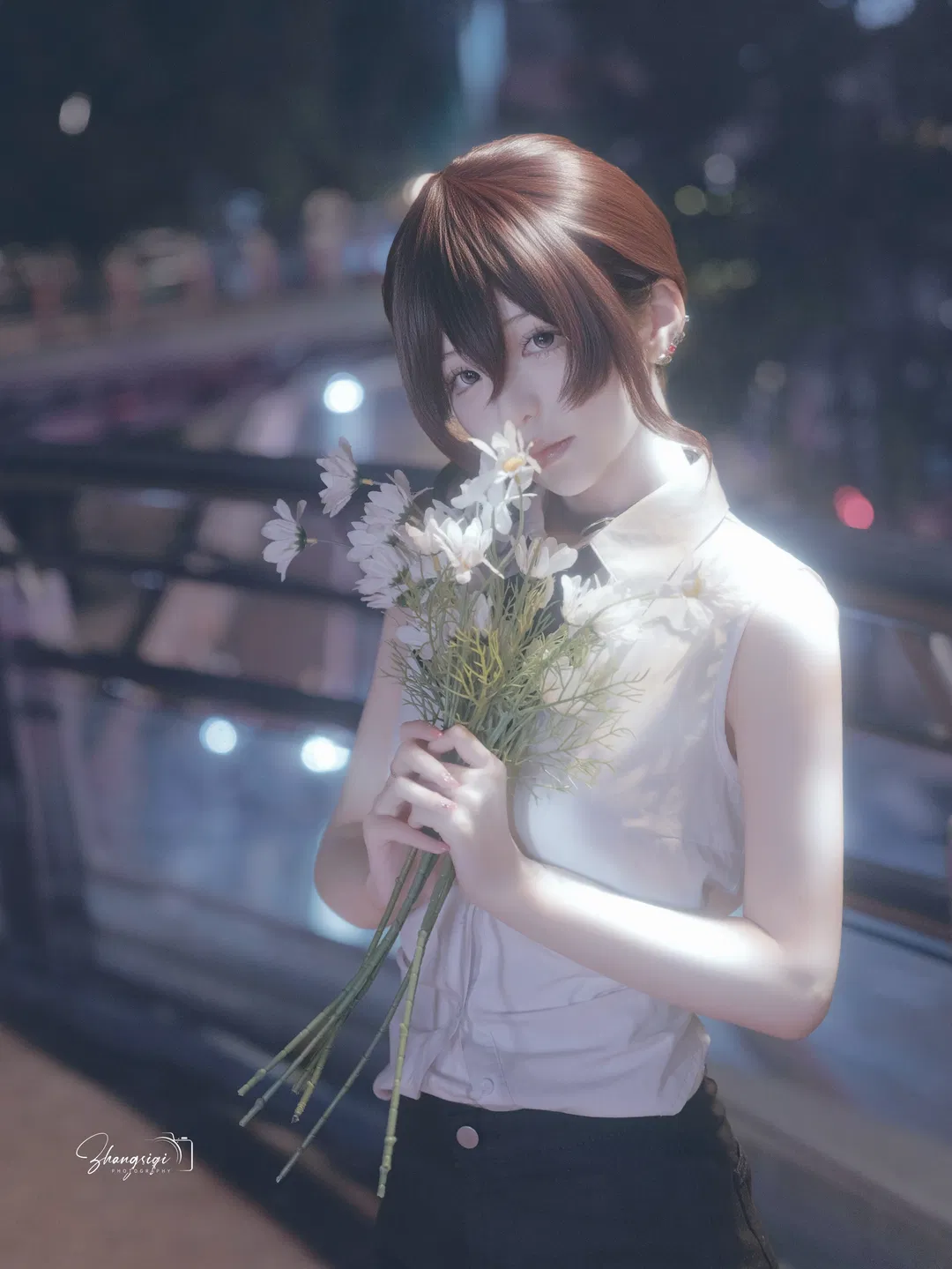 车站夜景下的白衬衫短发少女 赶车途中的夜拍记录 - 第 10 张