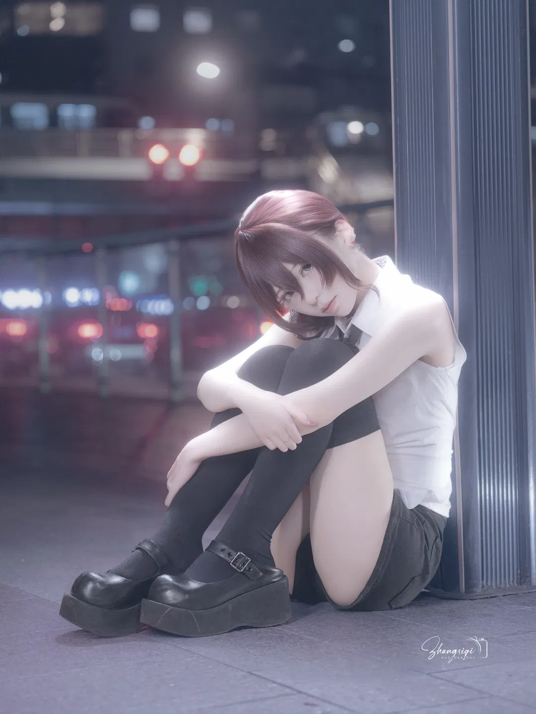 车站夜景下的白衬衫短发少女 赶车途中的夜拍记录 - 第 3 张