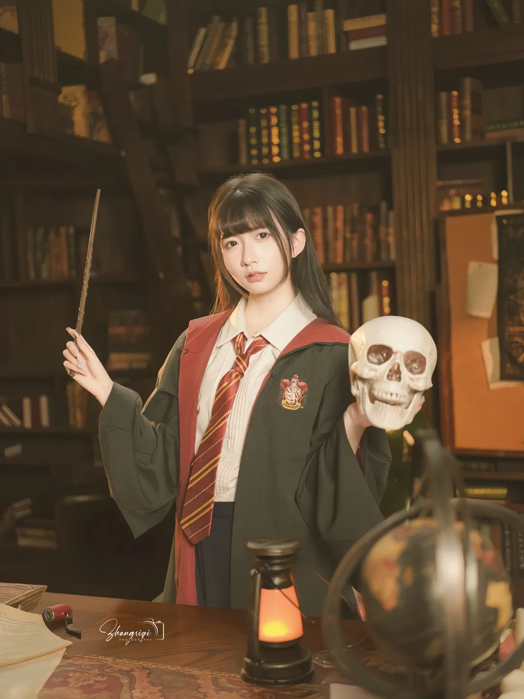 在复古书房拍一组美式魔法学院风证件照 - 第 5 张