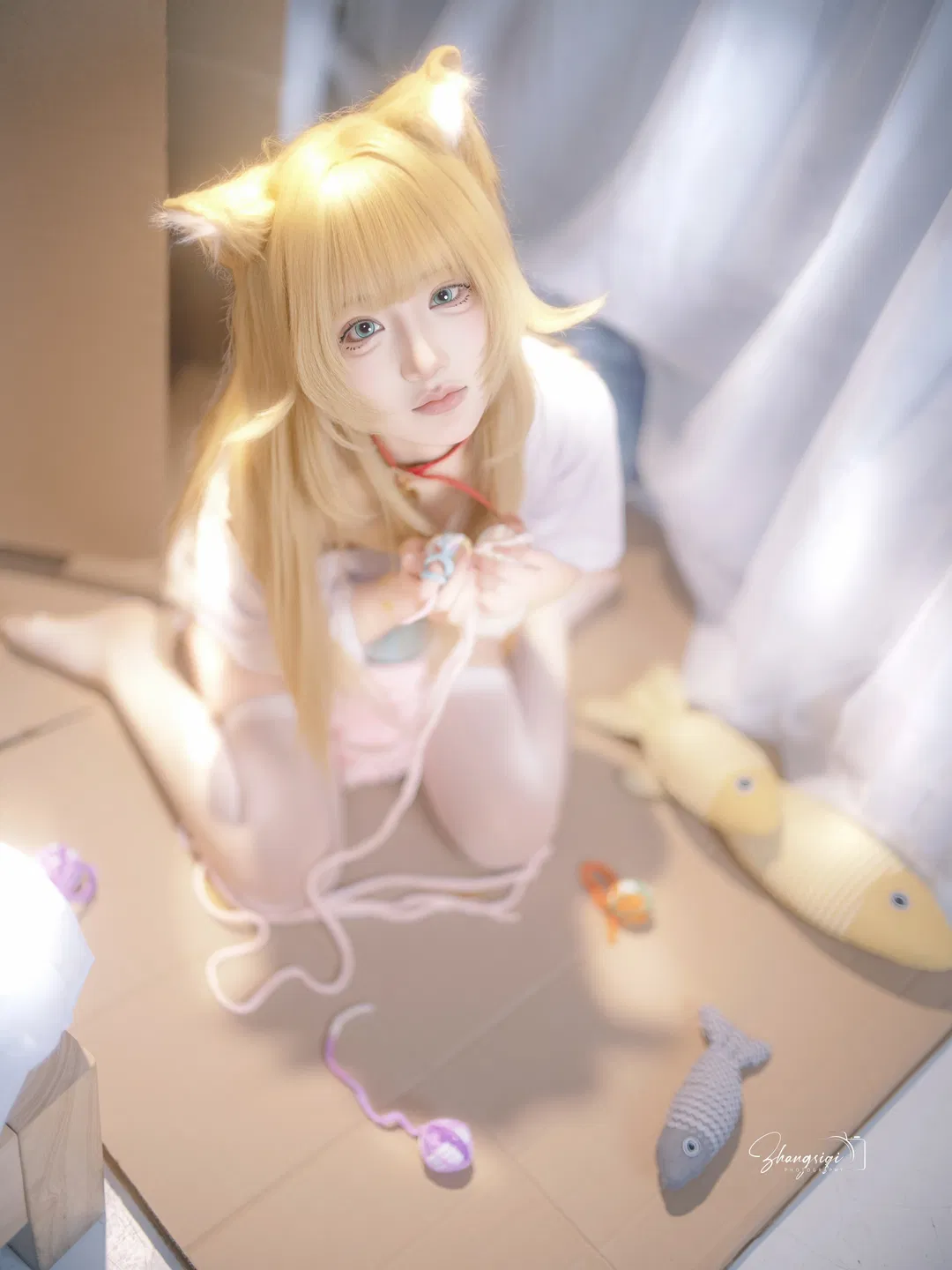 纸箱毛线球与白丝猫耳，慵懒居家风cosplay - 第 12 张