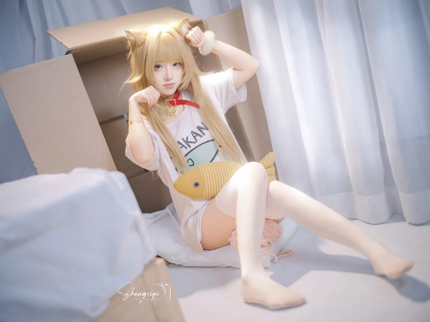 纸箱毛线球与白丝猫耳，慵懒居家风cosplay - 第 5 张
