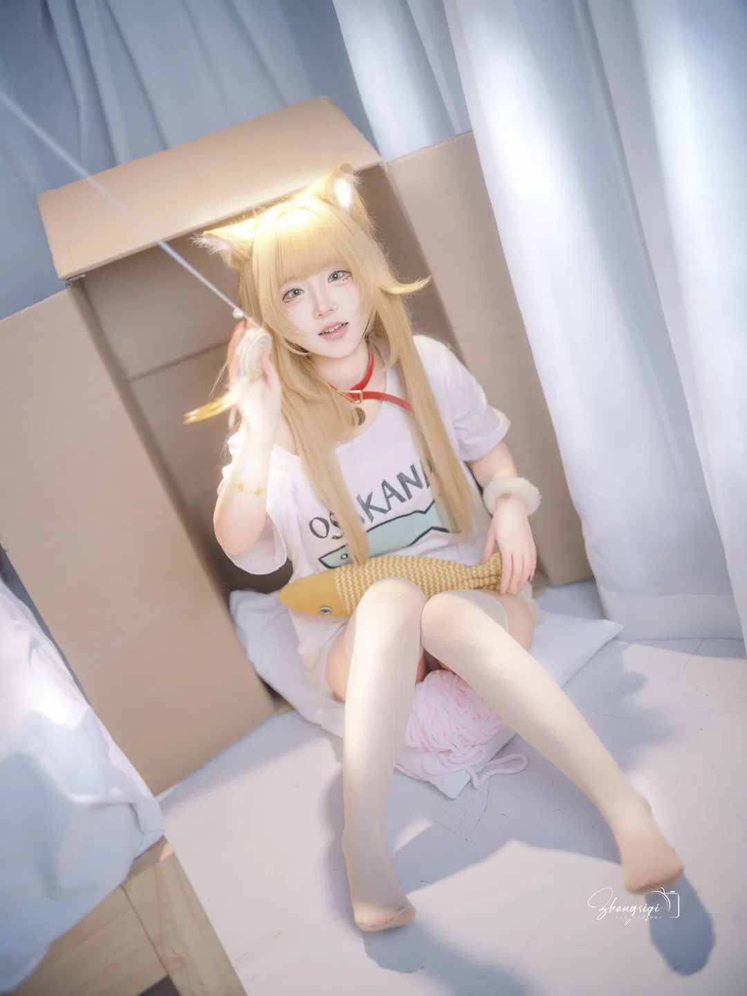 纸箱毛线球与白丝猫耳，慵懒居家风cosplay - 第 8 张