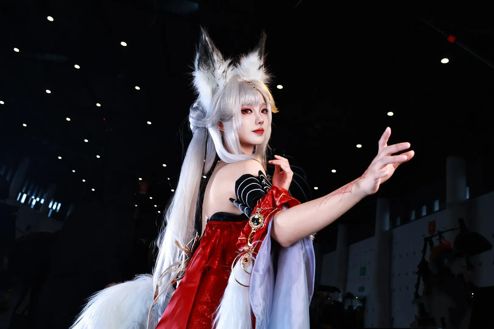 【心月狐cos】鸣潮狐系少女的红黑造型记录 - 第 2 张