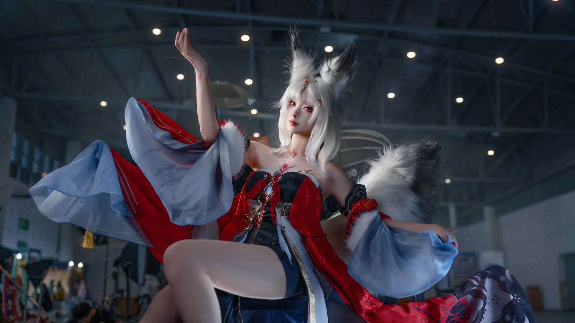 【心月狐cos】世界线漫展的鸣潮之旅，赤足与兽耳的碰撞 - 第 2 张