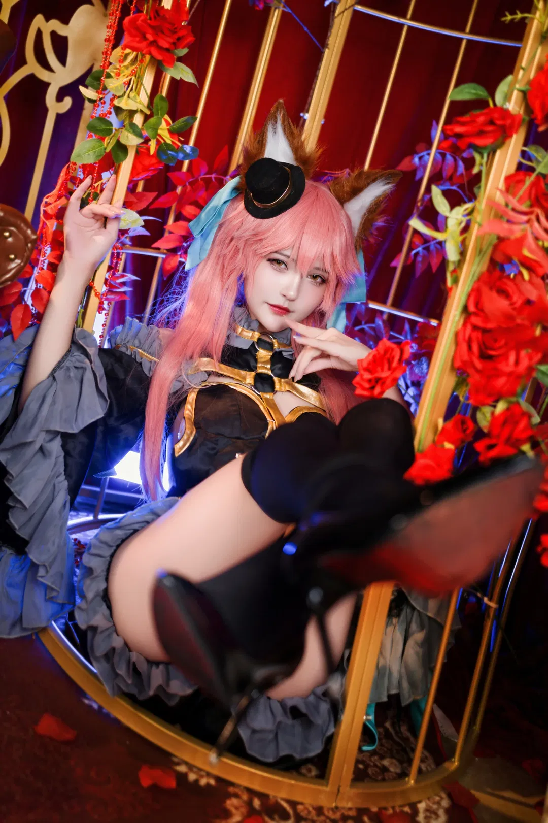 【玉藻前cos】FGO漆黑魔术师，红玫瑰与鸟笼的魔术之夜 - 第 3 张