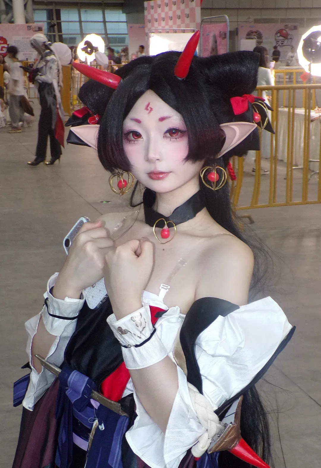 【吸血姬cos】阴阳师暗黑系少女，细节拉满的妆造分享 - 第 1 张
