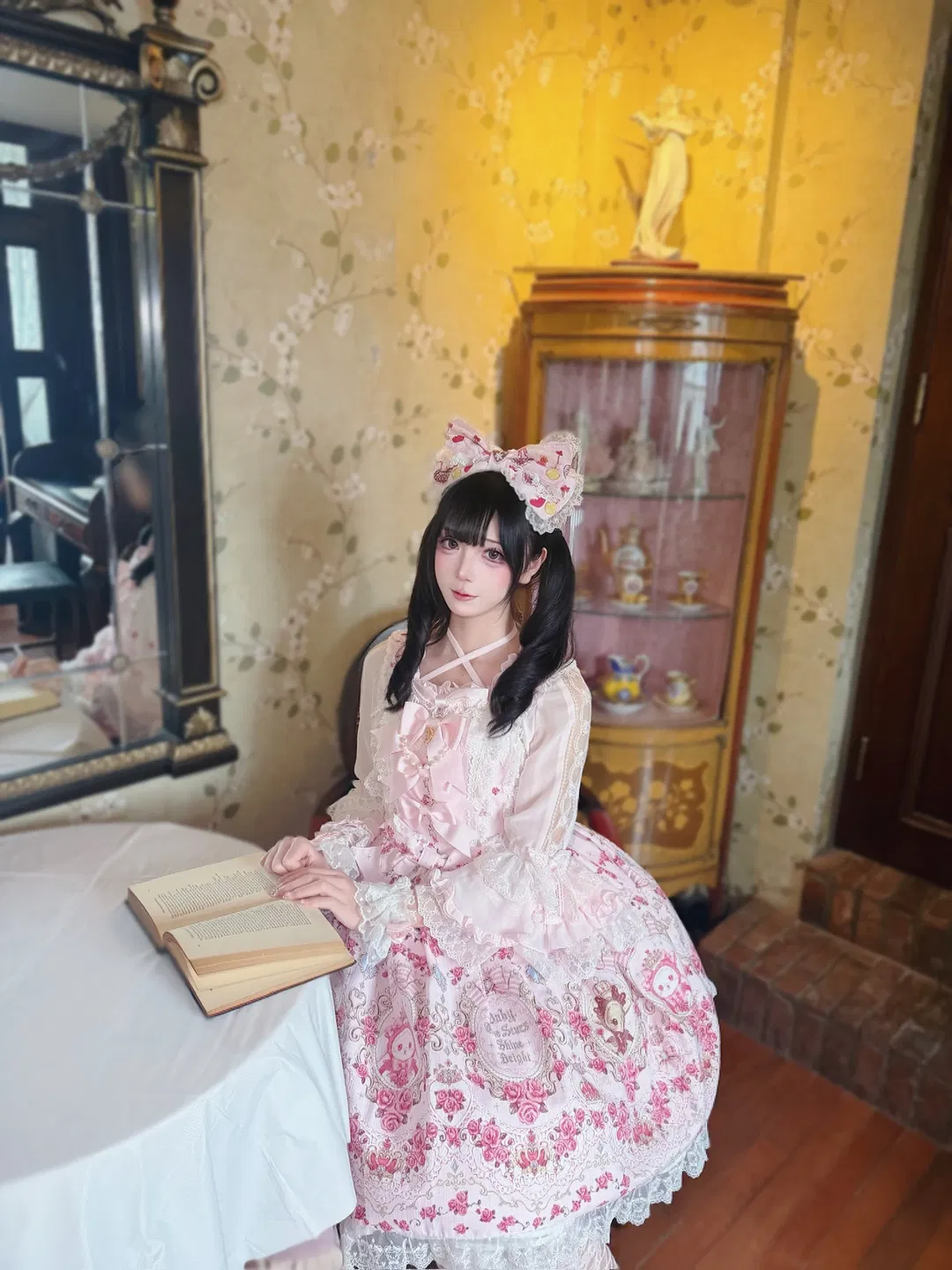 Lolita是我少女時期的英雄主義，粉色洋裝穿搭分享 - 第 3 張