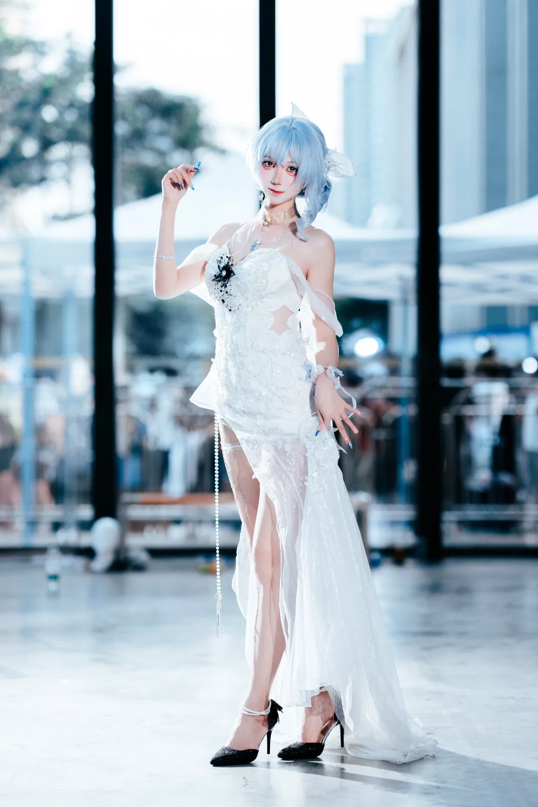 【守岸人cos】CICF漫展返图，鸣潮的白色礼服造型 - 第 5 张