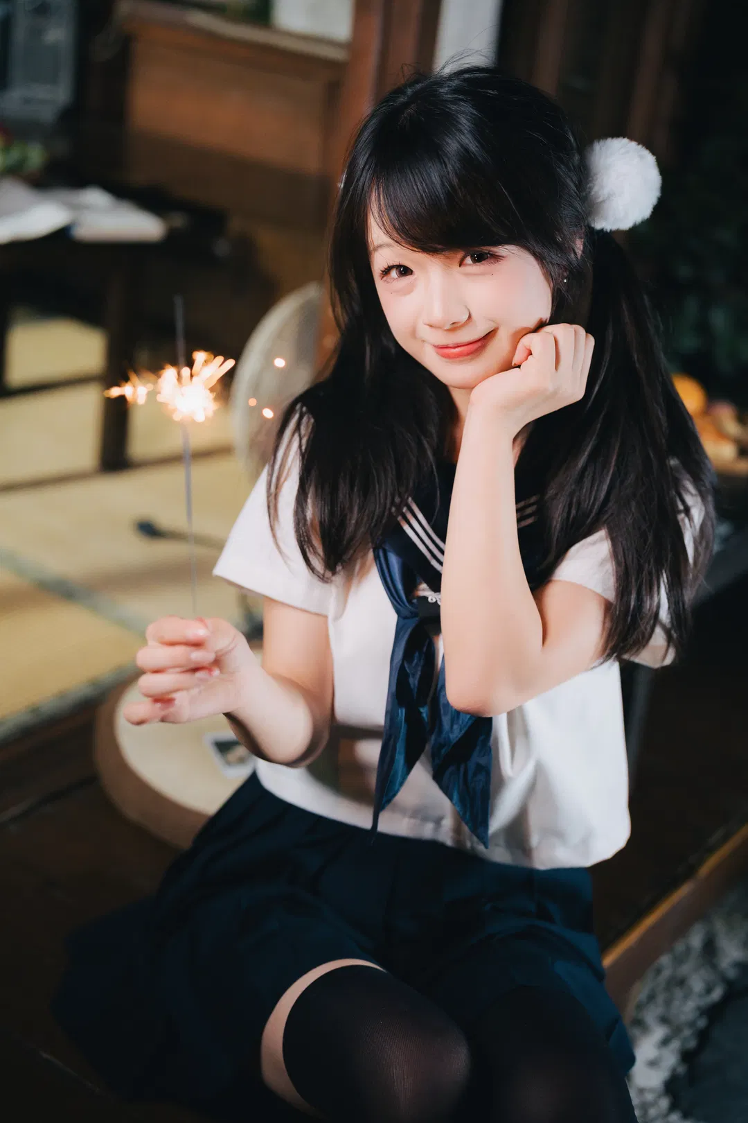 仲夏夜的日式JK与仙女棒 - 第 4 张