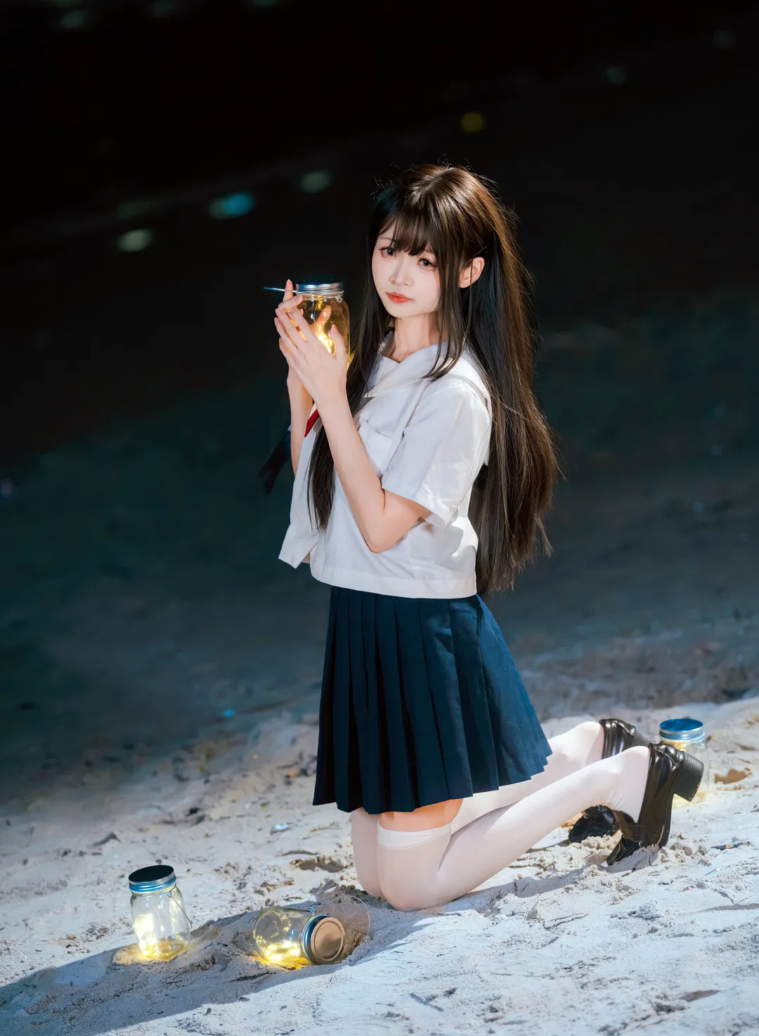 夜晚海边的JK制服写真，提灯看海氛围感拉满 - 第 4 张