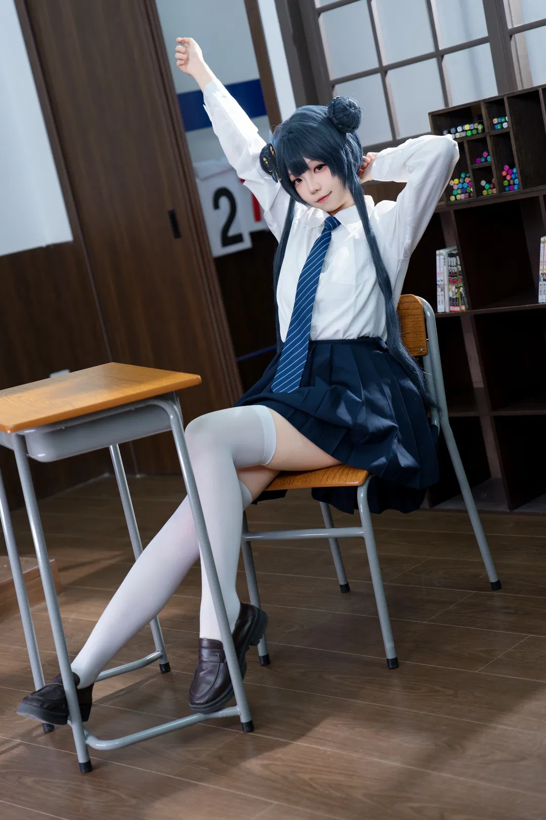 【妃咲cos】碧蓝档案学妹的教室日常 - 第 4 张