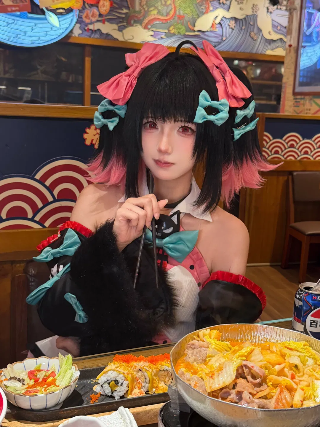 【千夏cos】绝区零妄想天使成员聚餐的快乐时光 - 第 1 张