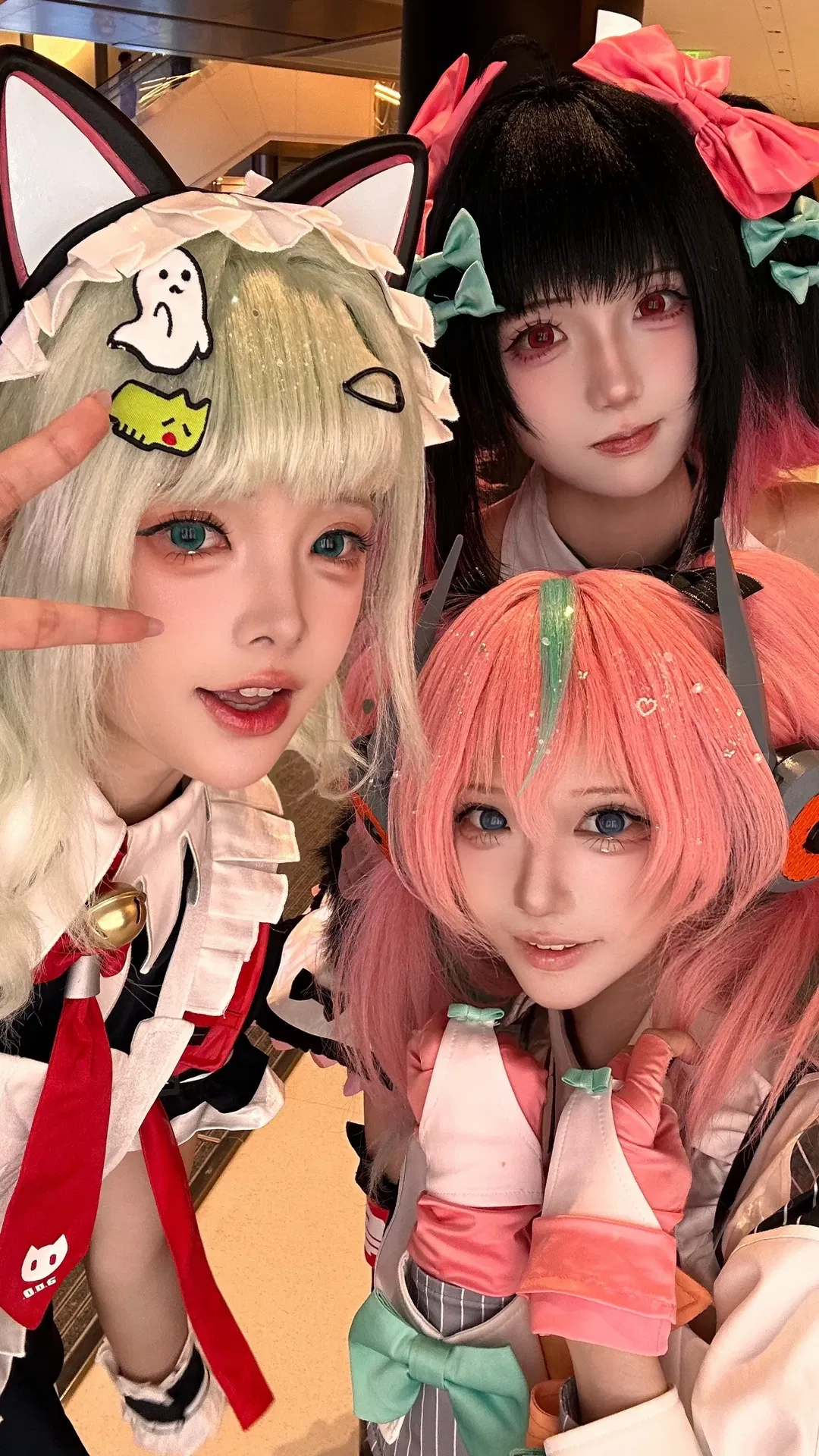 【千夏cos】绝区零妄想天使成员聚餐的快乐时光 - 第 2 张