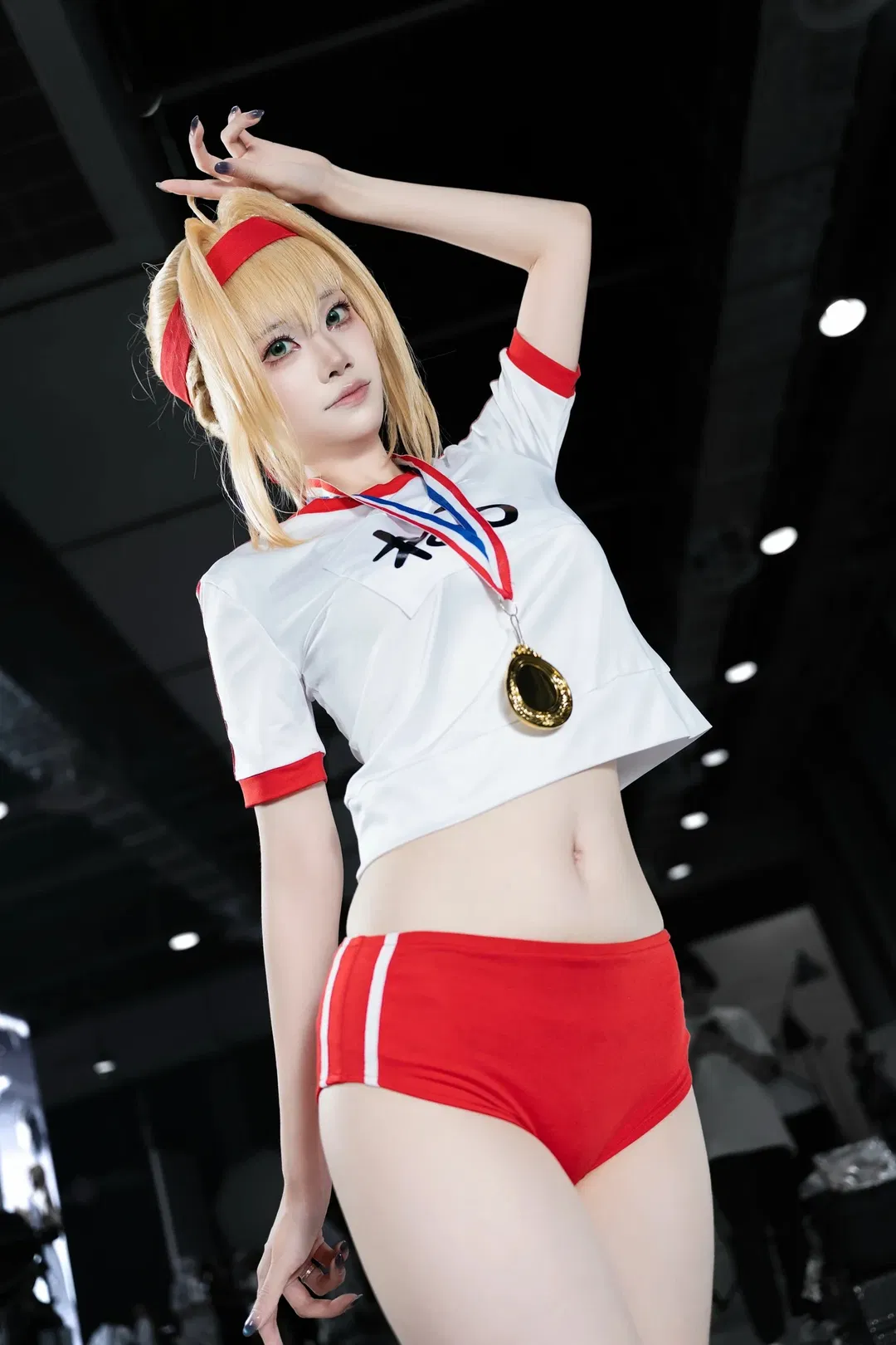 【尼禄cos】FGO尼禄体操服场照，红白配色尽显运动活力 - 第 2 张