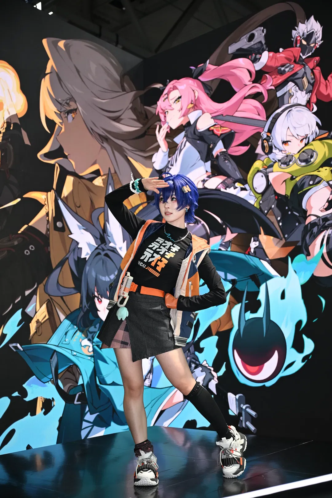 【鈴妹cos】絕區零科隆遊戲展，與巨型邦布同框的機能風少女 - 第 2 張
