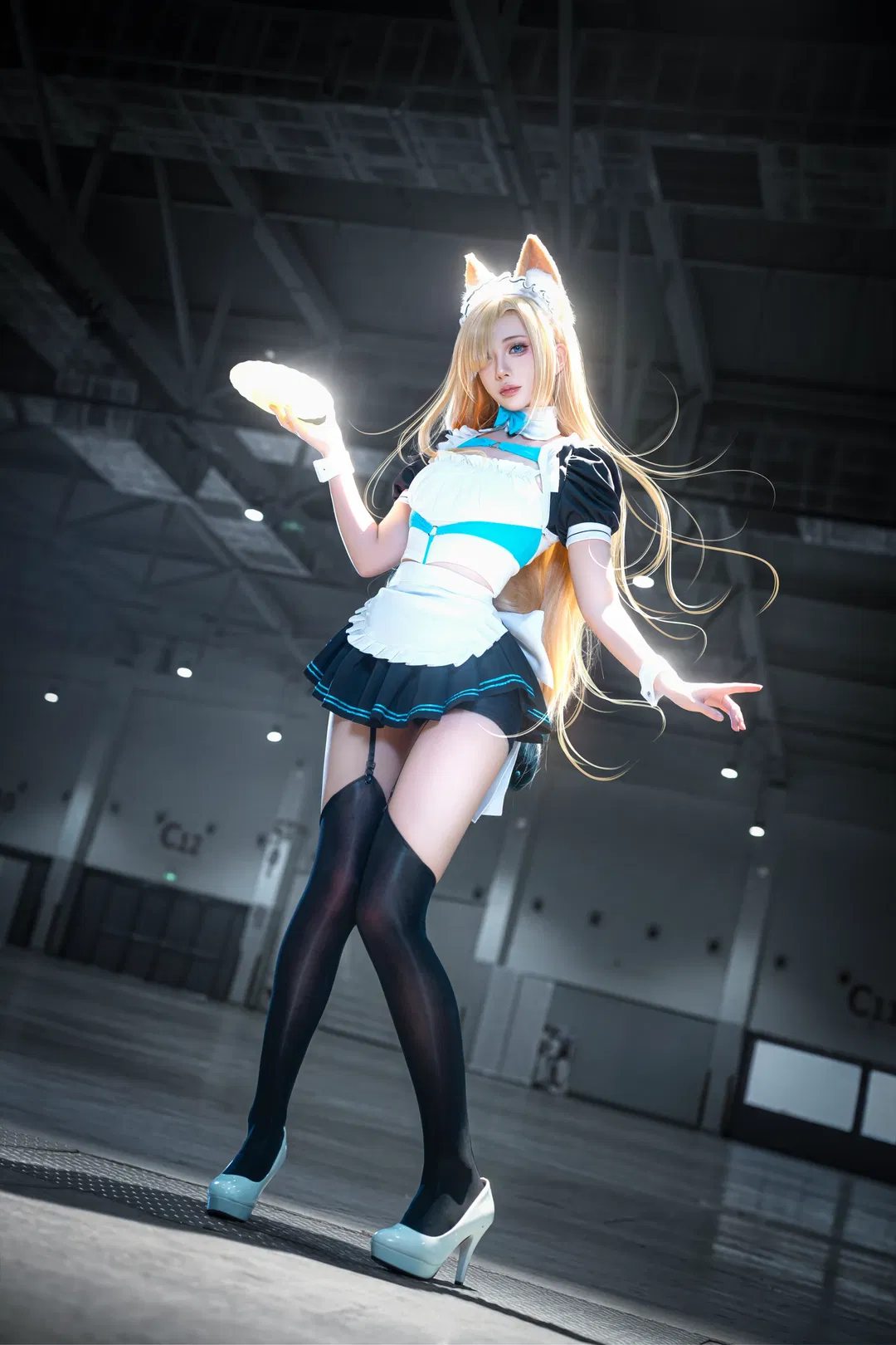 【明日奈cos】蔚蓝档案女仆大金毛的展会现场记录 - 第 4 张