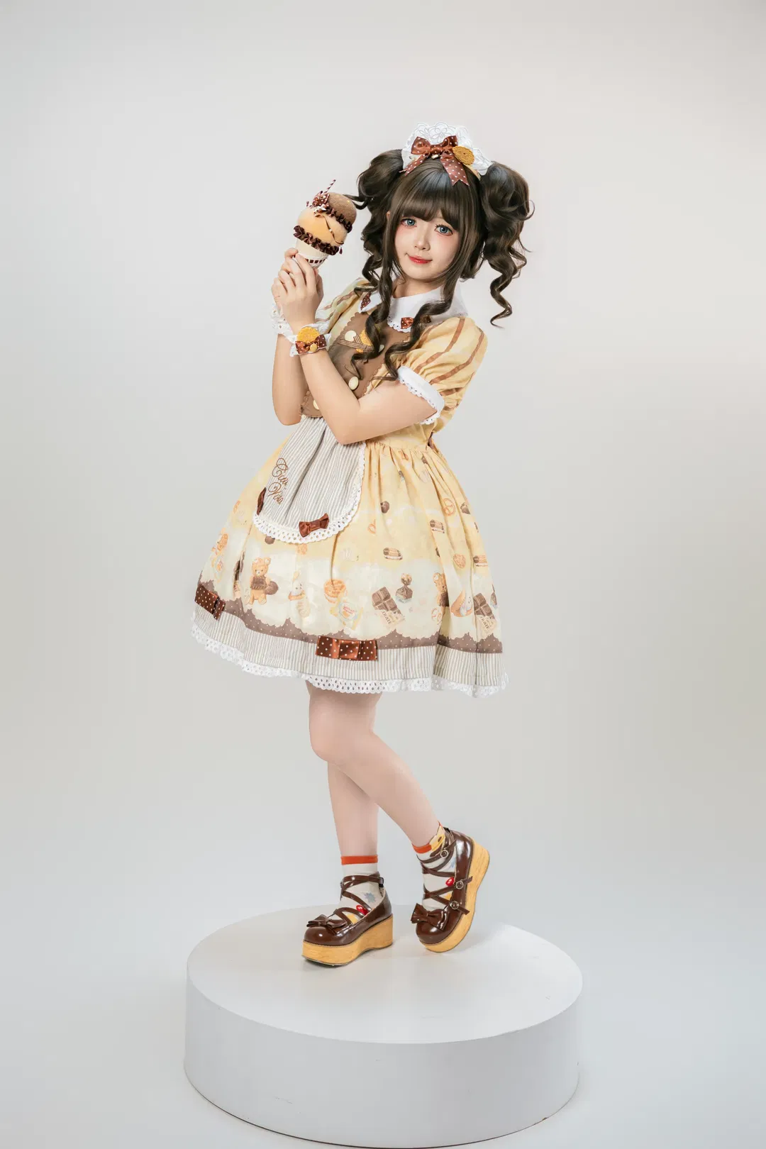 烘焙主题Lolita正片 今天也是甜甜的饼干小熊女孩 - 第 2 张