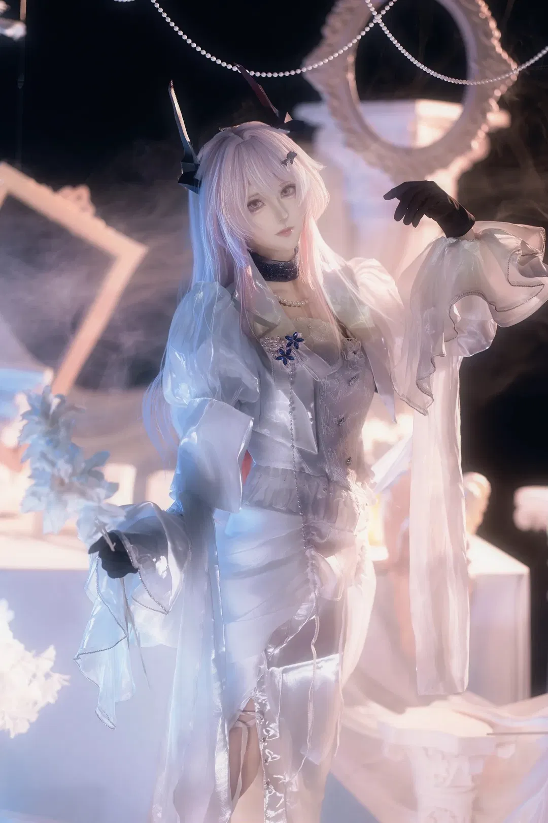 【特蕾西婭cos】明日方舟純白紗裙與黑手套的碰撞