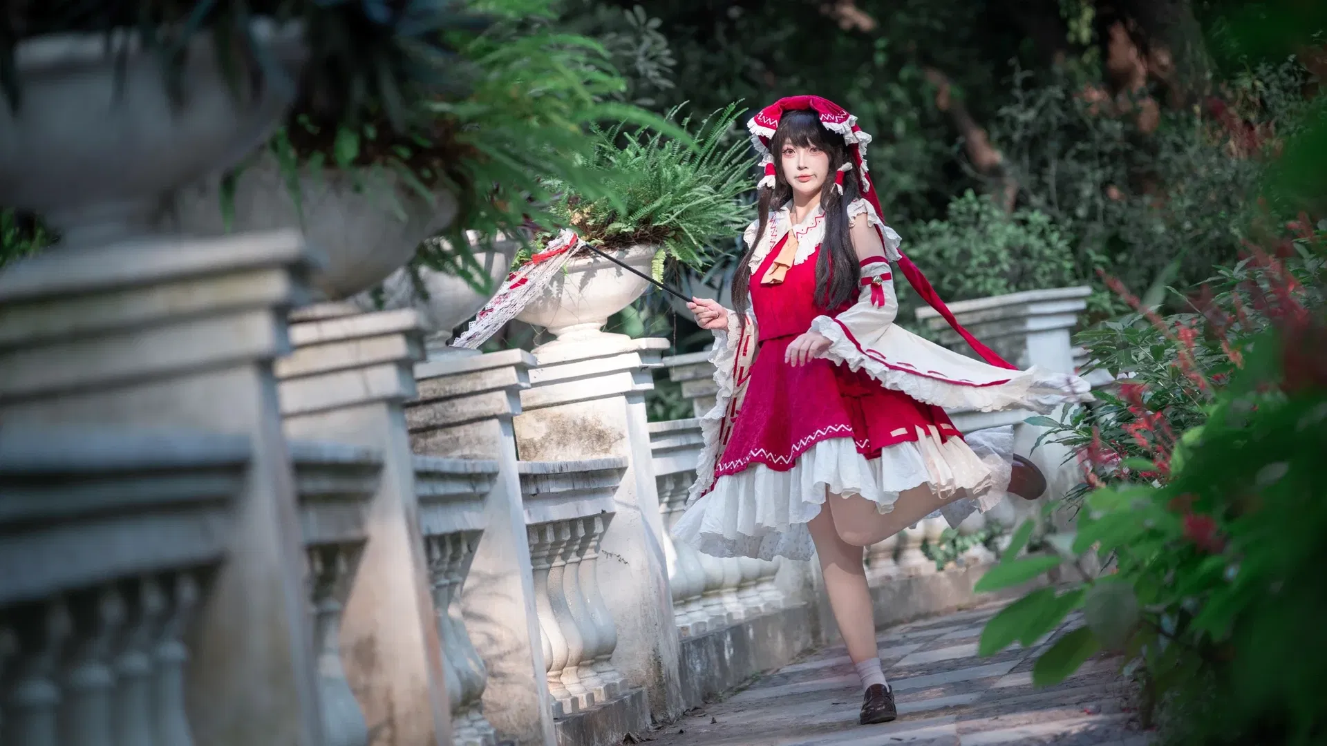 【博丽灵梦cos】东方Project乐园巫女的红白经典正片 - 第 8 张