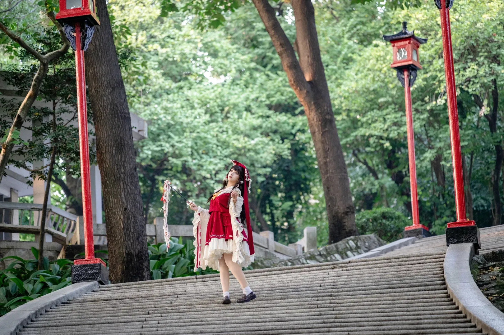 【博丽灵梦cos】东方Project乐园巫女的红白经典正片 - 第 9 张