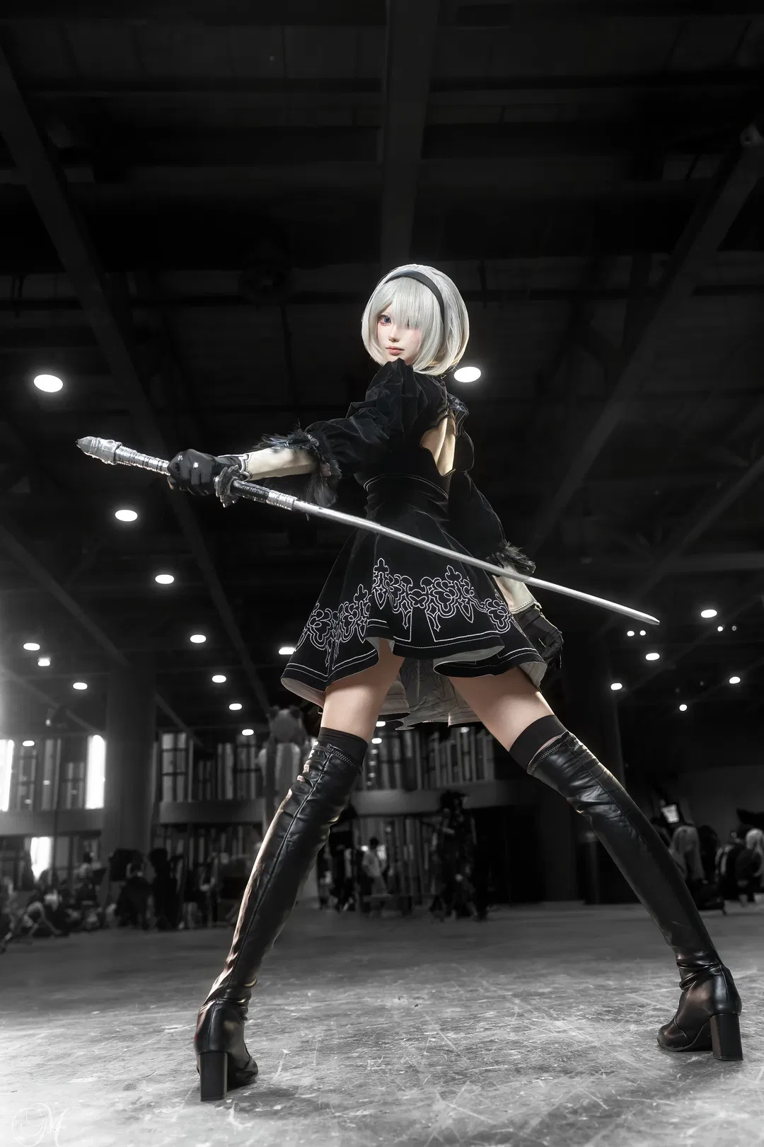 【2bcos】尼爾機械紀元螢火蟲漫展場照，低角度視角下的實戰演練 - 第 2 張