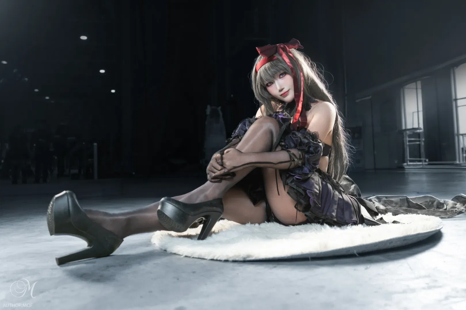 【曉美焰cos】紫黑禮服與長拖尾的暗調張力 - 第 1 張