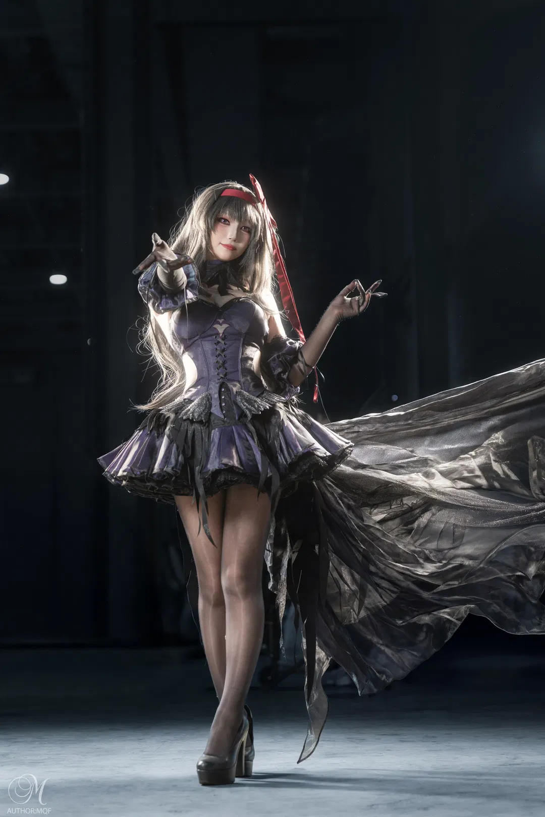 【曉美焰cos】紫黑禮服與長拖尾的暗調張力 - 第 2 張