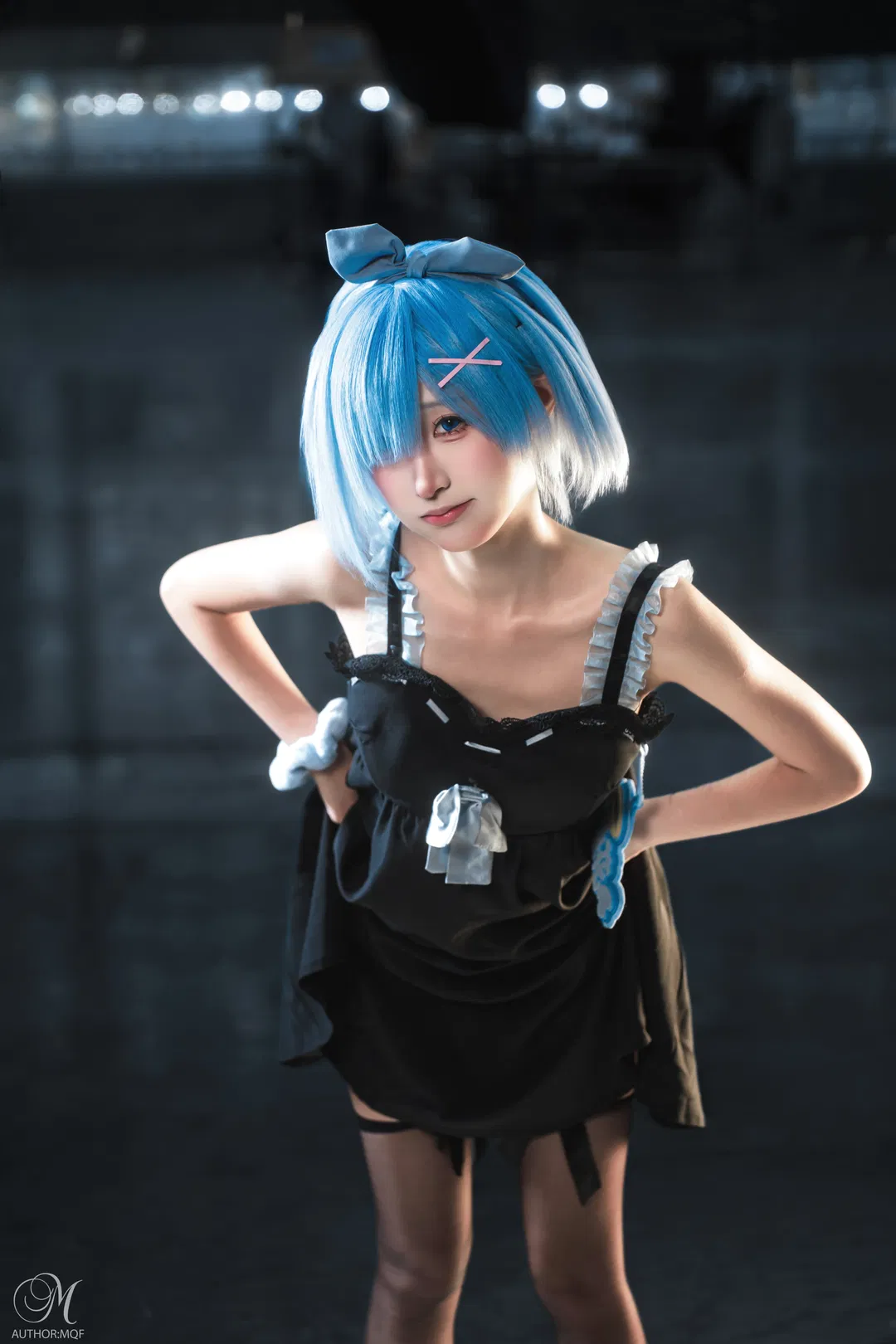 【蕾姆cos】Re0 从零开始的异世界生活，展馆灯阵下的暗调美学 - 第 3 张