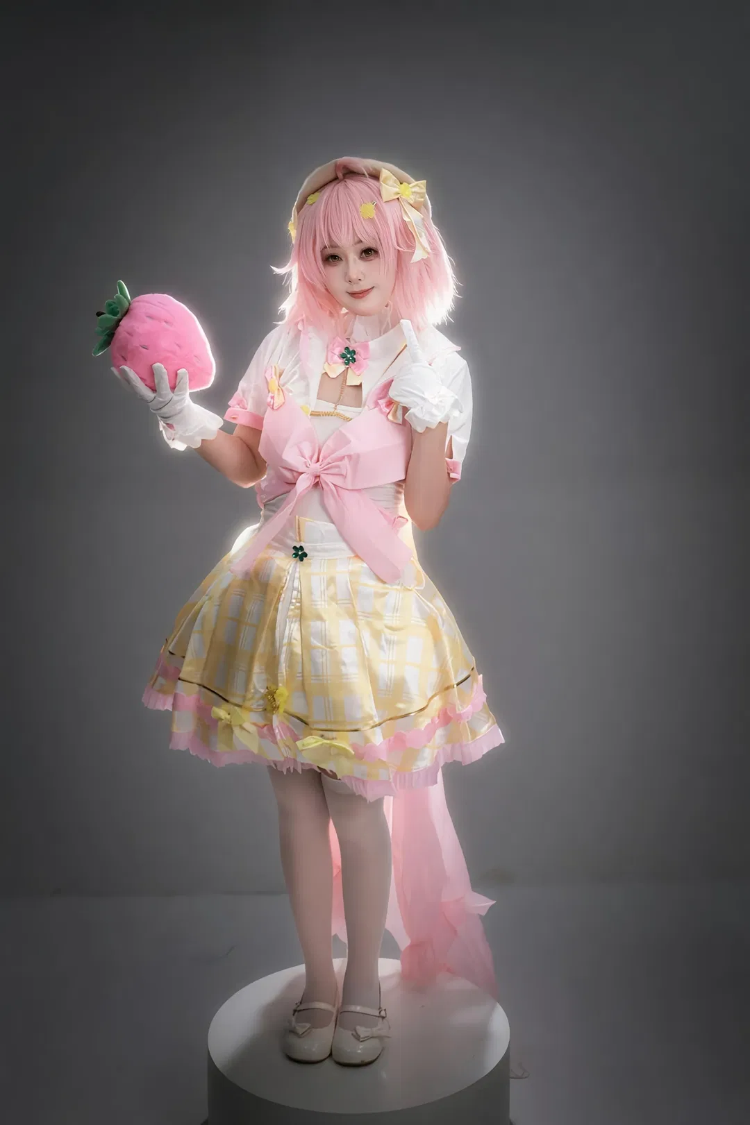【永雏塔菲cos】粉色小偶像的棚拍打歌服分享 - 第 4 张