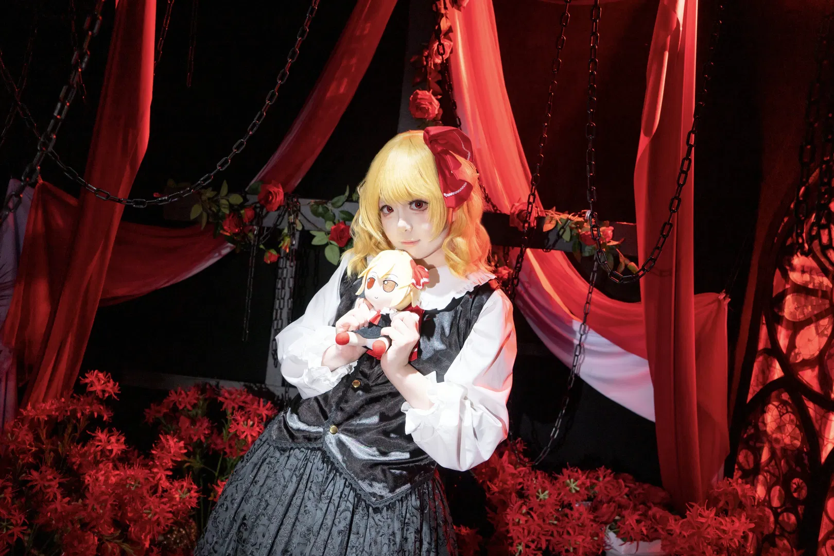 【露米婭cos】東方project暗黑哥特風正片 - 第 1 張