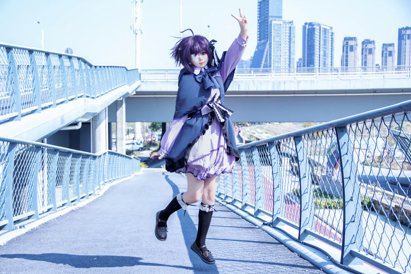 【小鳥遊六花cos】中二病也要談戀愛，邪王真眼外景活力呈現 - 第 1 張