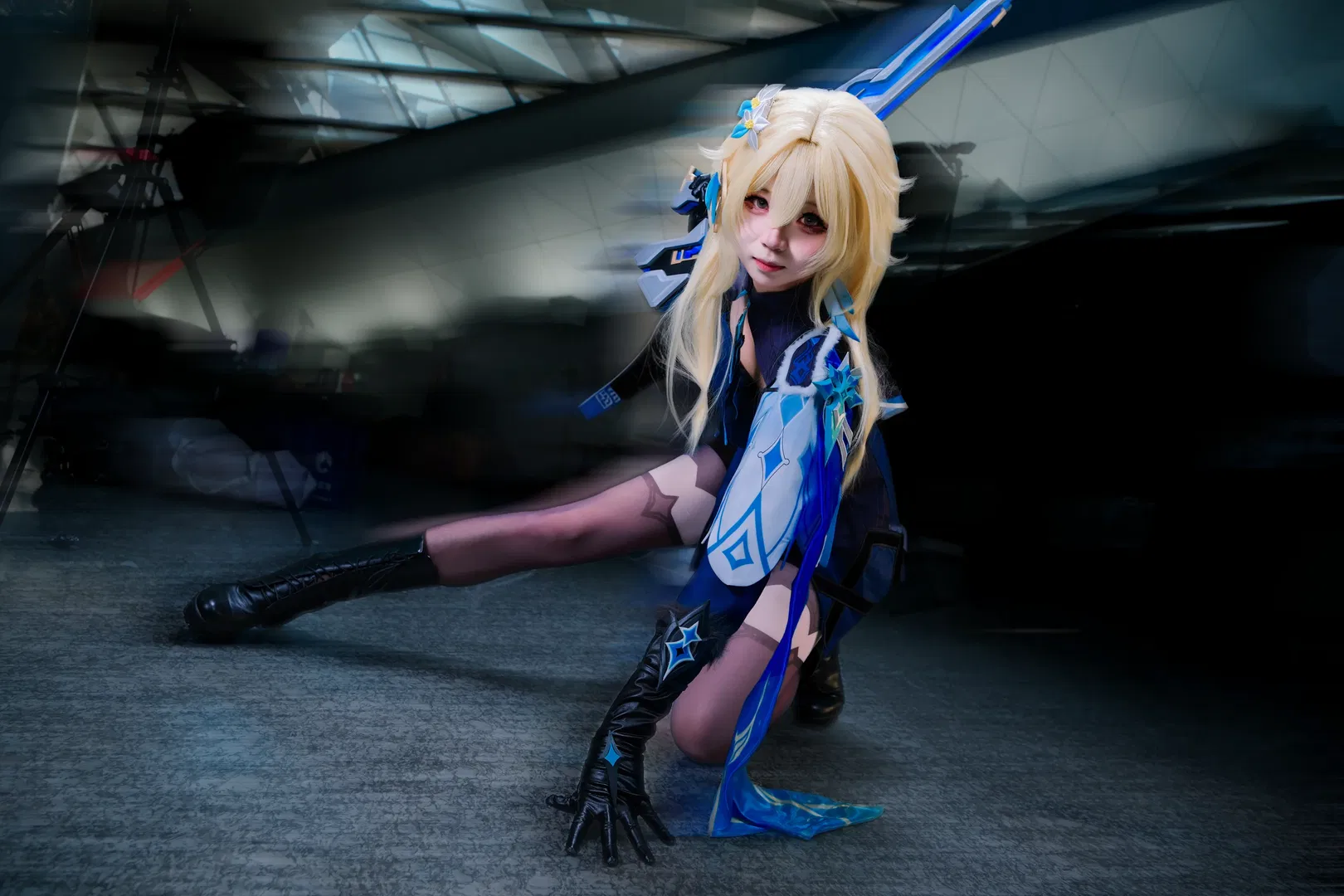 【熒cos】原神至冬風格，手持巨劍的高冷戰鬥少女 - 第 3 張