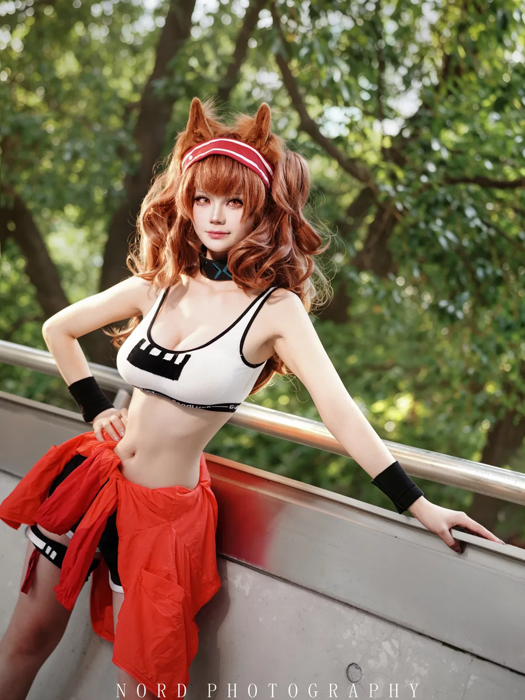 【安洁莉娜cos】明日方舟：阳光下的运动风信使 - 第 2 张