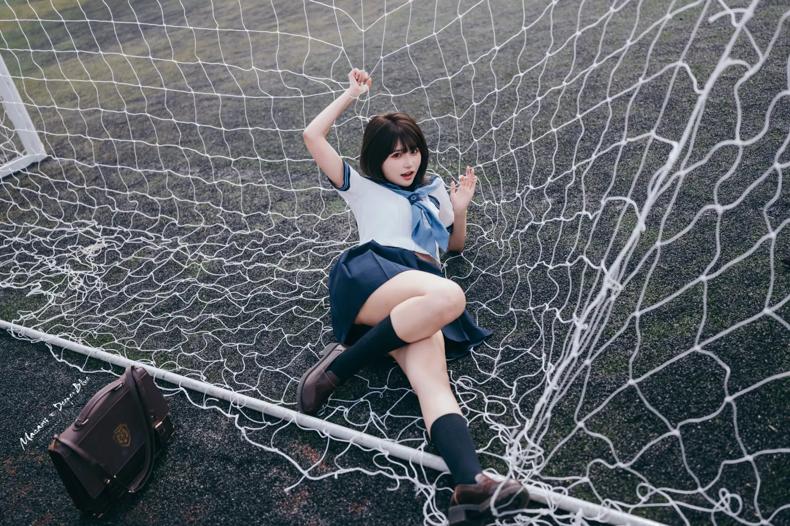 放学后的操场，这套日系水手服写真太有青春气息了 - 第 3 张