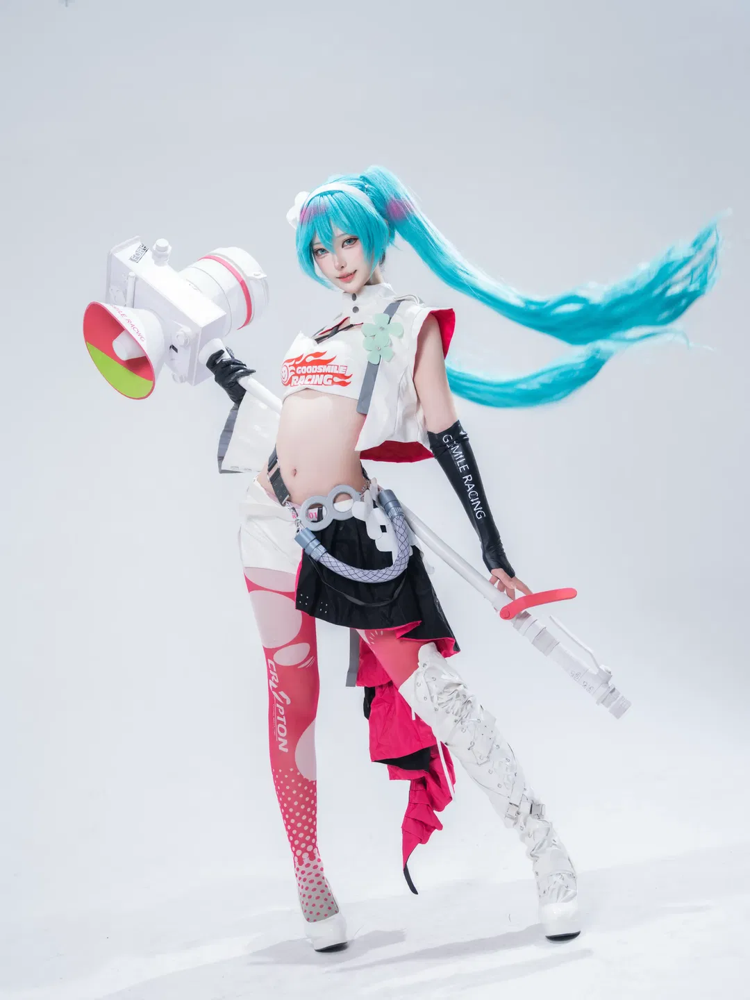 【初音未来cos】2025赛车初音未来，虚拟歌姬的赛道活力 - 第 1 张
