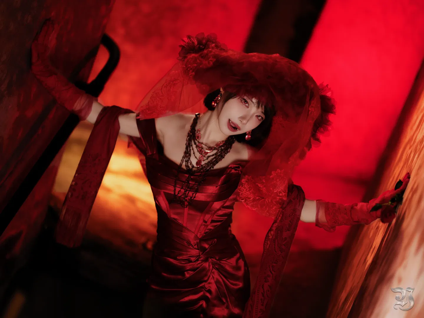 Nocturnal crimson aristocrat: Gothic vampire cosplay atmosphere dialed to the absolute peak - Image 4