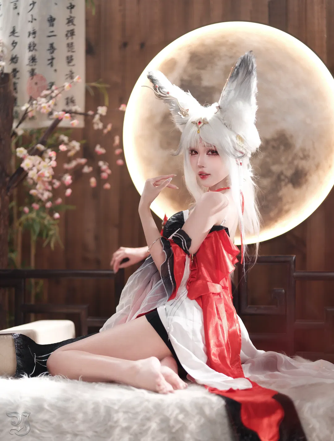 【心月狐cos】鸣潮里这只毛绒绒的狐狸谁不喜欢 - 第 3 张