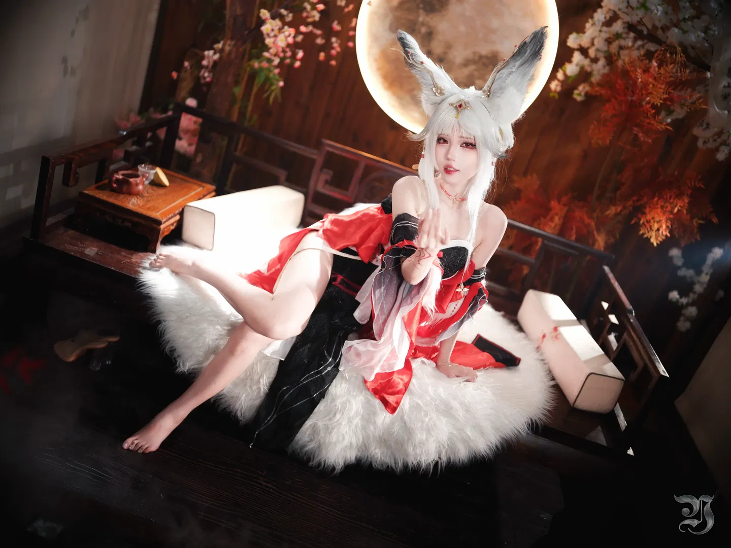 【心月狐cos】鸣潮里这只毛绒绒的狐狸谁不喜欢 - 第 6 张