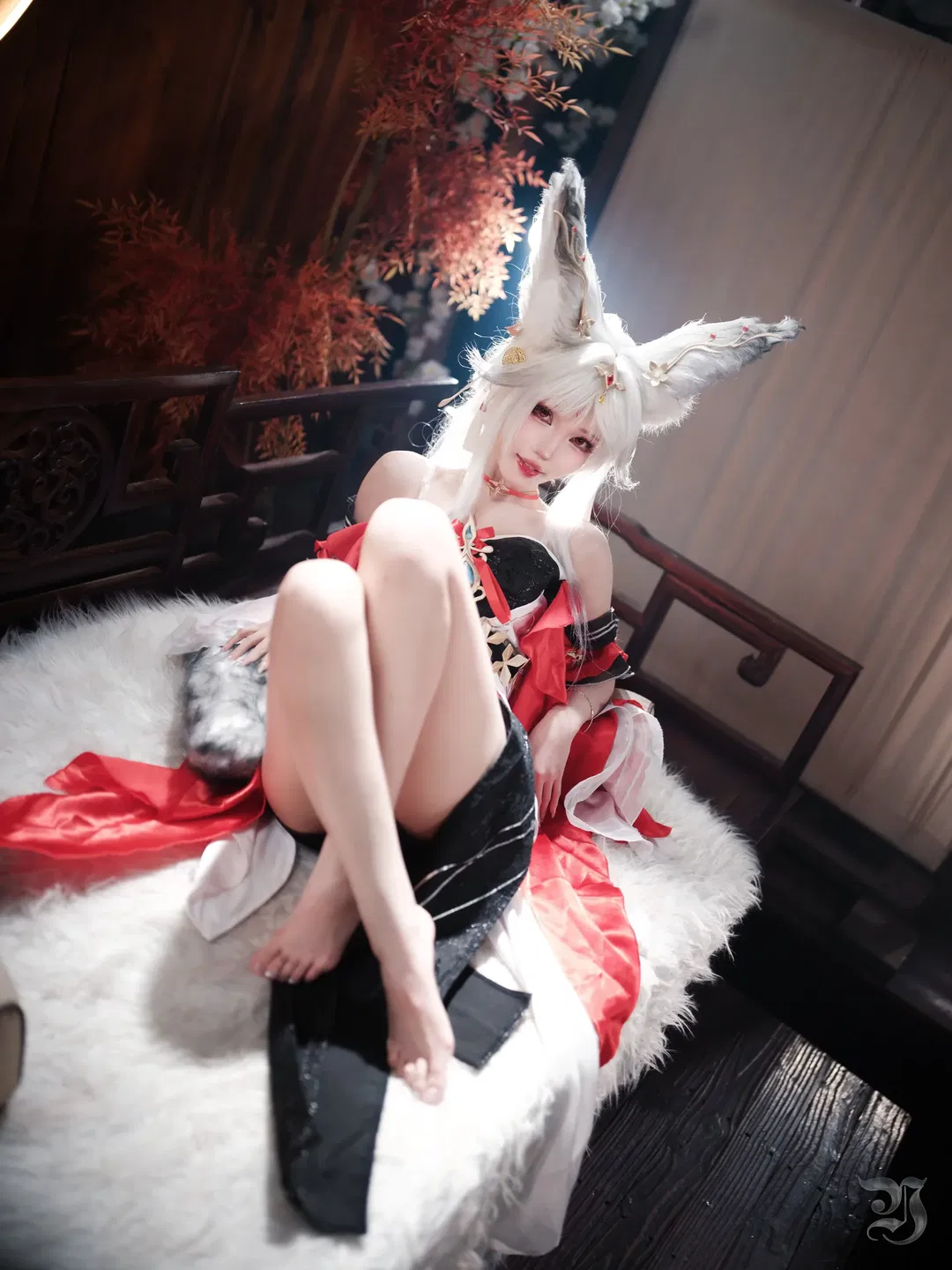 【心月狐cos】鸣潮里这只毛绒绒的狐狸谁不喜欢 - 第 7 张