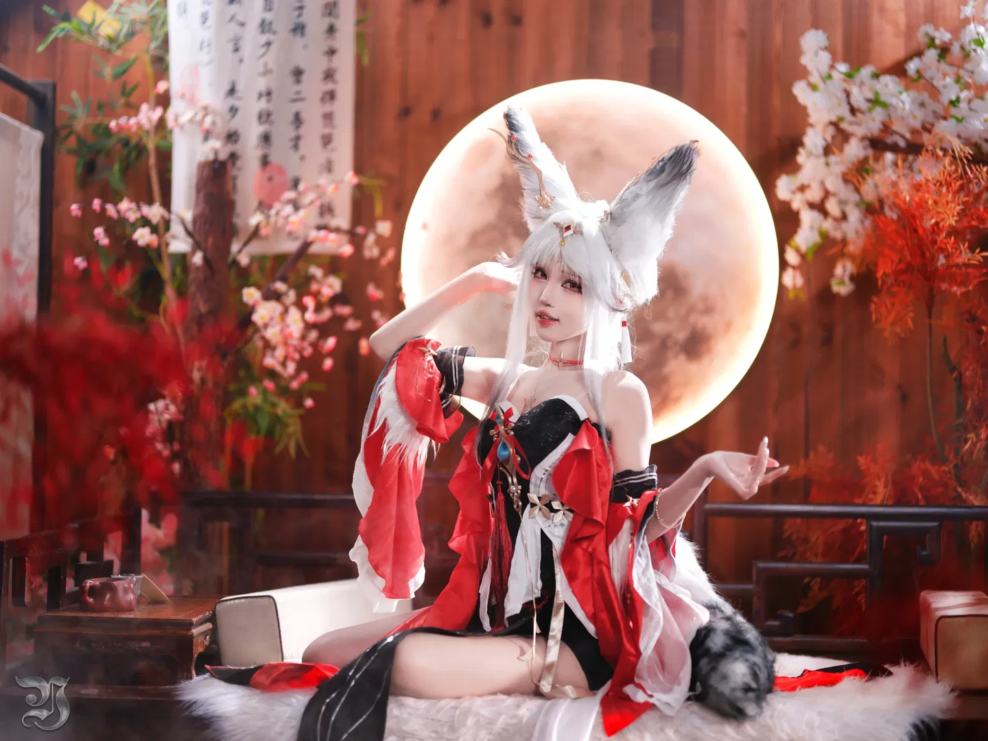 【心月狐cos】鸣潮里这只毛绒绒的狐狸谁不喜欢 - 第 9 张