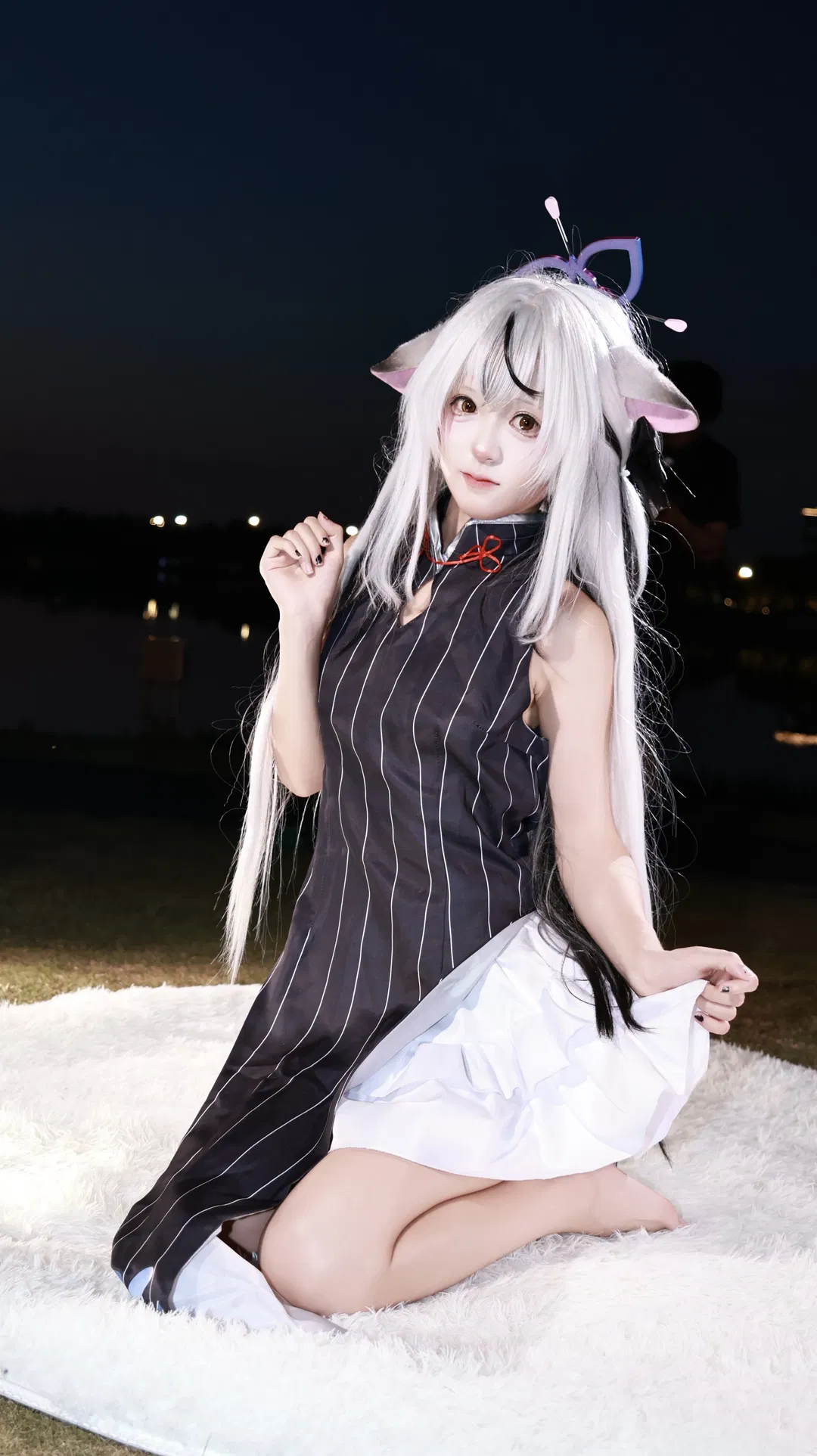 【春原心奈cos】蔚蓝档案的甜妹猫娘教官来监督啦 - 第 2 张