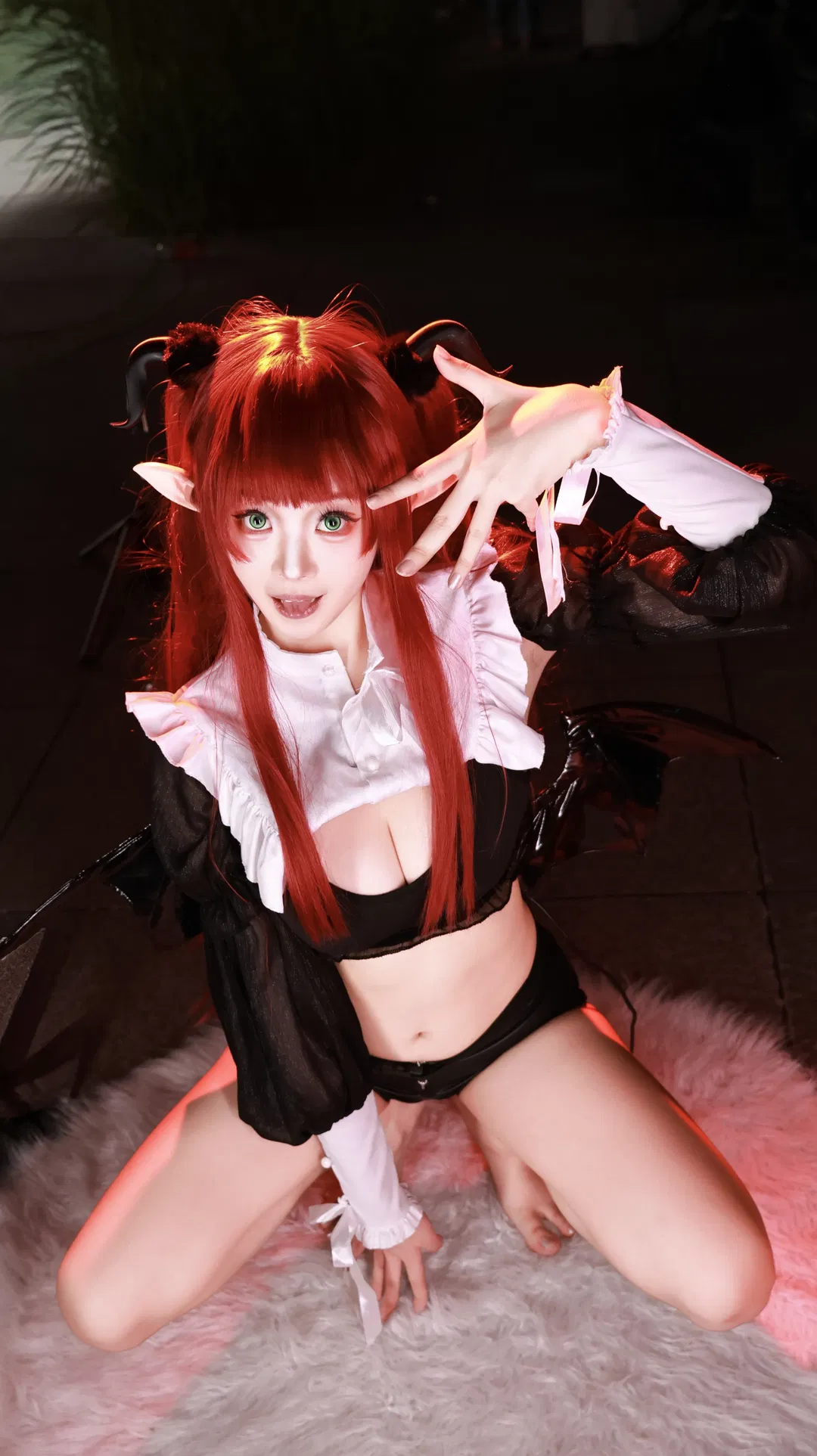 【喜多川魅魔cos】漫展夜拍，紅黑小惡魔的俏皮現場 - 第 2 張