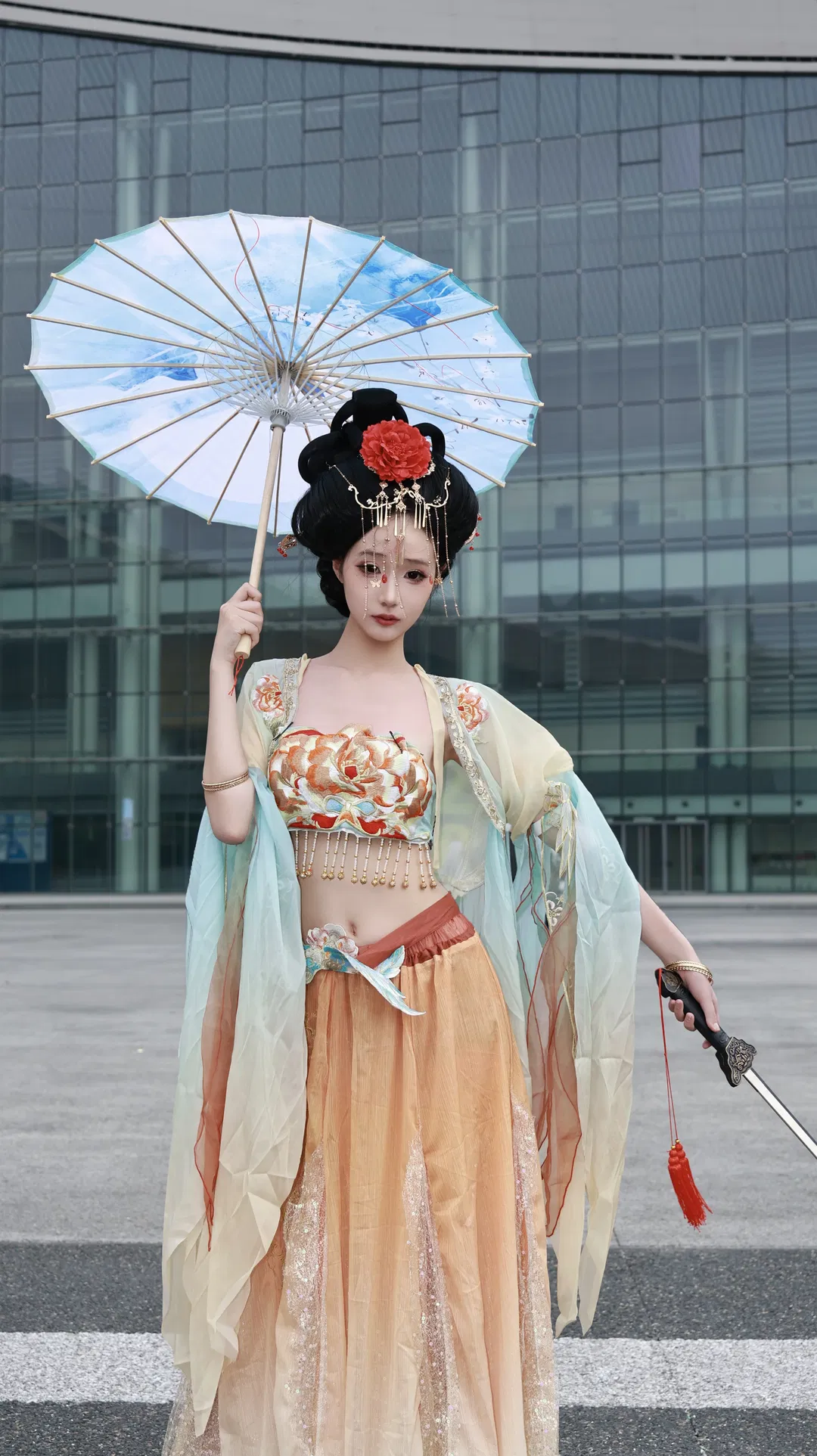 【醉花陰cos】燕雲十六聲，牡丹簪發劍藏溫柔 - 第 4 張